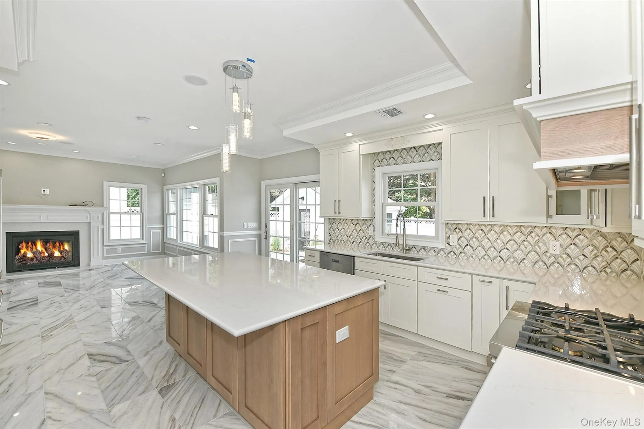 127 Vanderbilt Avenue, North Hempstead, NY, 5 Bedrooms Bedrooms, 10 Rooms Rooms,4 BathroomsBathrooms,Residential,For Rent,Vanderbilt,0,1025429 127 Vanderbilt Avenue, North Hempstead, NY, 5 Bedrooms Bedrooms, 10 Rooms Rooms,4 BathroomsBathrooms,Residential,For Rent,Vanderbilt,0,1025429