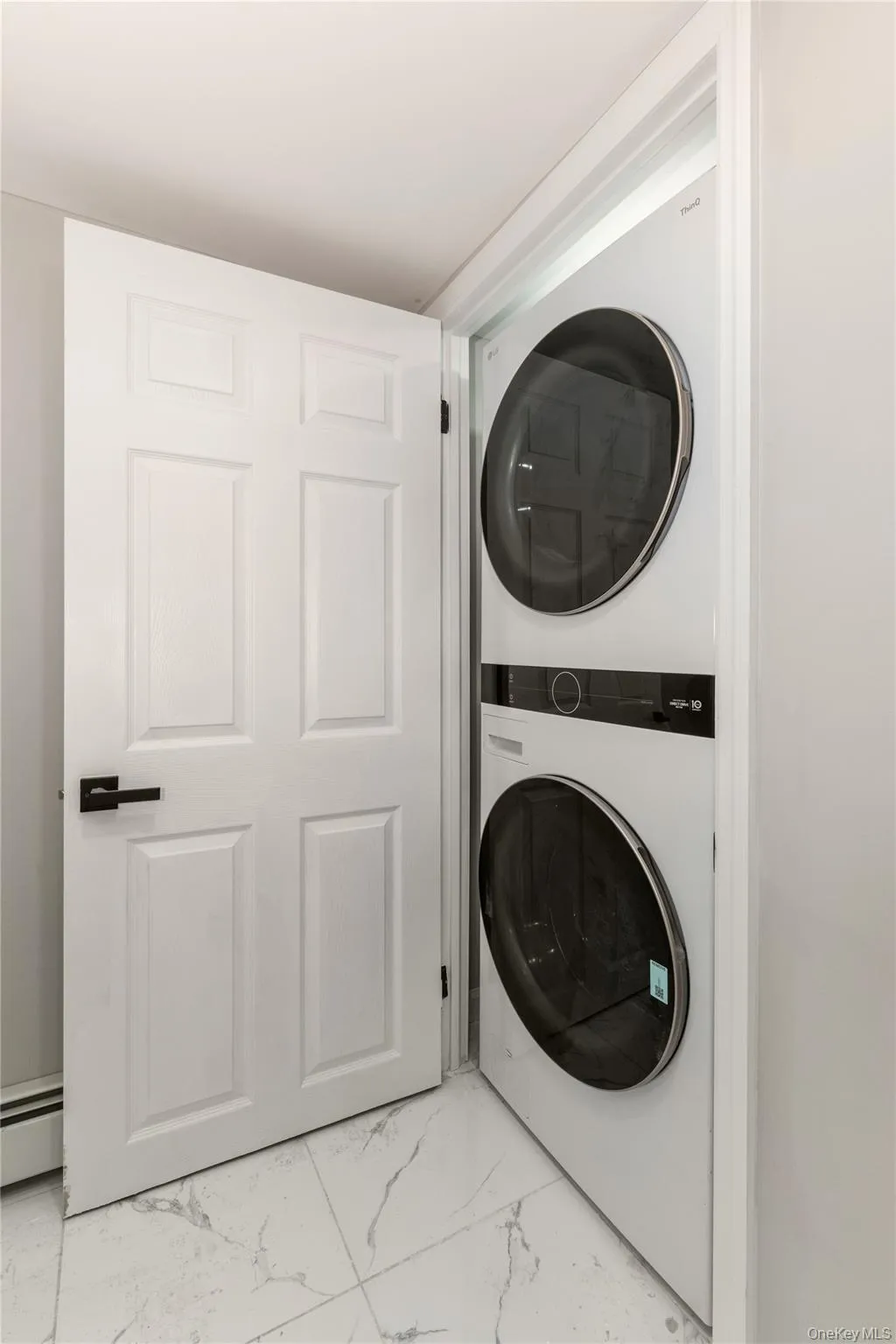 23304 121st Avenue, New York, NY, 4 Bedrooms Bedrooms, 8 Rooms Rooms,4 BathroomsBathrooms,Residential,For Rent,121st,0,1025431 23304 121st Avenue, New York, NY, 4 Bedrooms Bedrooms, 8 Rooms Rooms,4 BathroomsBathrooms,Residential,For Rent,121st,0,1025431