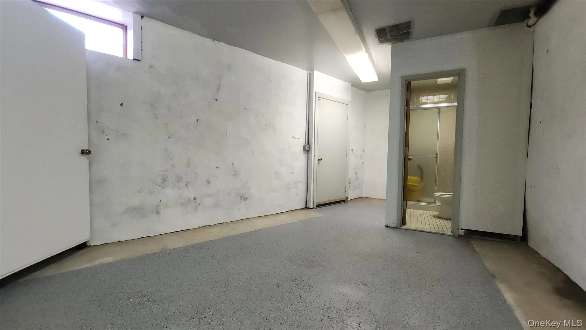 5968 Grand Avenue, New York, NY, ,Commercial Lease,For Rent,Grand,0,1025432 5968 Grand Avenue, New York, NY, ,Commercial Lease,For Rent,Grand,0,1025432