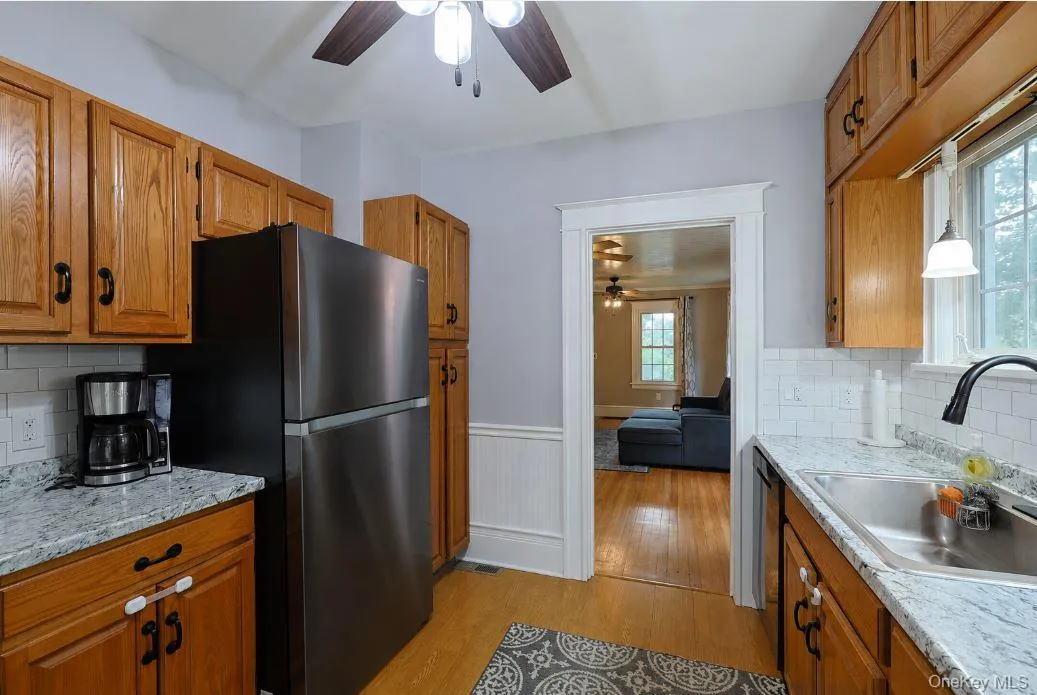 36 Evergreen Avenue, Poughkeepsie (town), NY, 2 Bedrooms Bedrooms, 5 Rooms Rooms,2 BathroomsBathrooms,Residential,For Rent,Evergreen,0,1025434 36 Evergreen Avenue, Poughkeepsie (town), NY, 2 Bedrooms Bedrooms, 5 Rooms Rooms,2 BathroomsBathrooms,Residential,For Rent,Evergreen,0,1025434