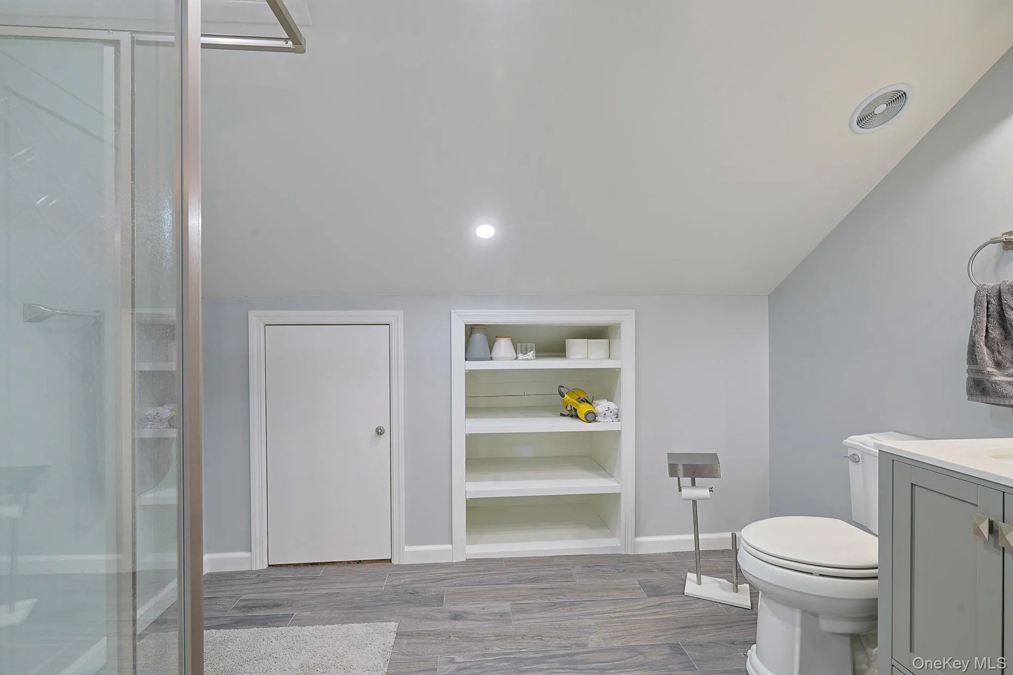36 Evergreen Avenue, Poughkeepsie (town), NY, 2 Bedrooms Bedrooms, 5 Rooms Rooms,2 BathroomsBathrooms,Residential,For Rent,Evergreen,0,1025434 36 Evergreen Avenue, Poughkeepsie (town), NY, 2 Bedrooms Bedrooms, 5 Rooms Rooms,2 BathroomsBathrooms,Residential,For Rent,Evergreen,0,1025434