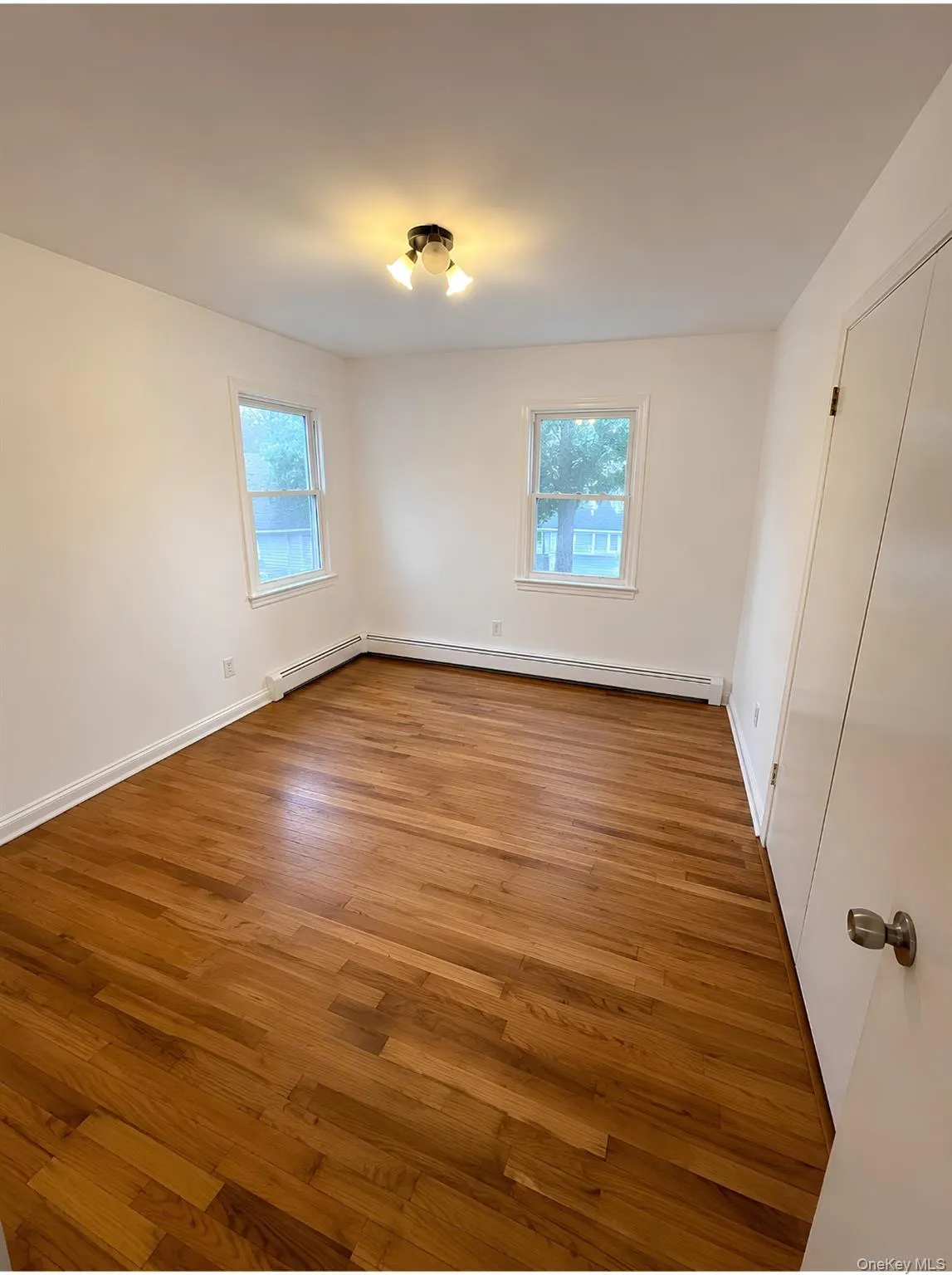 21 Walnut Avenue, Brookhaven, NY, 5 Bedrooms Bedrooms, 8 Rooms Rooms,3 BathroomsBathrooms,Residential Lease,For Rent,Walnut,0,1025436 21 Walnut Avenue, Brookhaven, NY, 5 Bedrooms Bedrooms, 8 Rooms Rooms,3 BathroomsBathrooms,Residential Lease,For Rent,Walnut,0,1025436