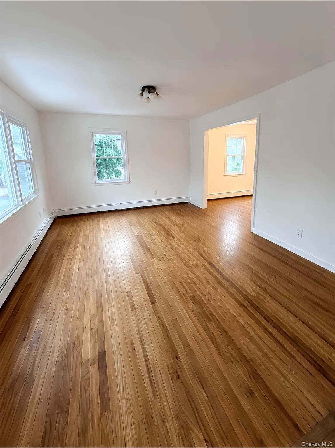 21 Walnut Avenue, Brookhaven, NY, 5 Bedrooms Bedrooms, 8 Rooms Rooms,3 BathroomsBathrooms,Residential Lease,For Rent,Walnut,0,1025436 21 Walnut Avenue, Brookhaven, NY, 5 Bedrooms Bedrooms, 8 Rooms Rooms,3 BathroomsBathrooms,Residential Lease,For Rent,Walnut,0,1025436