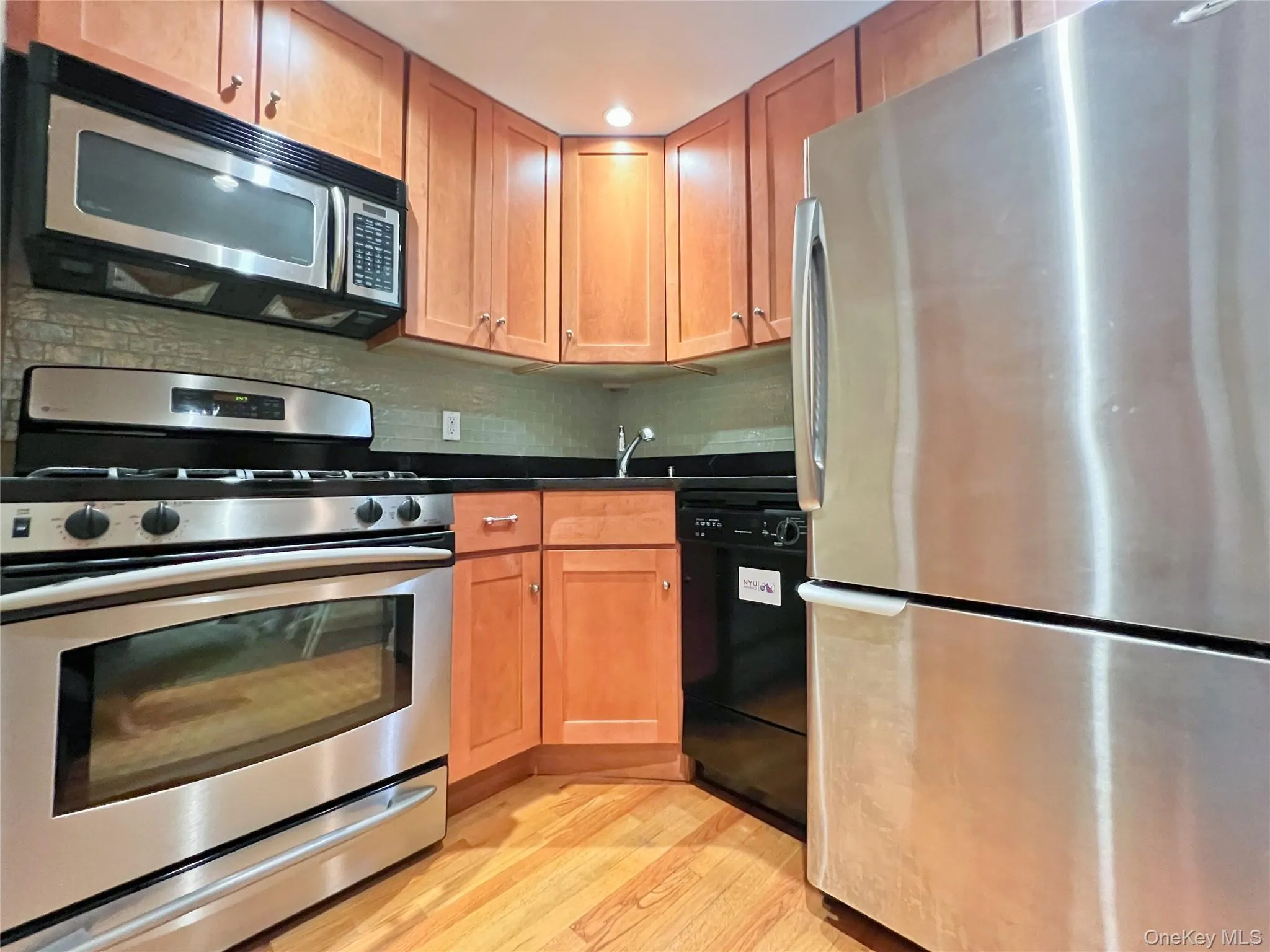 9935 Shore Road, New York, NY, 1 Bedroom Bedrooms, 4 Rooms Rooms,1 BathroomBathrooms,Residential,For Rent,Shore,0,1025438 9935 Shore Road, New York, NY, 1 Bedroom Bedrooms, 4 Rooms Rooms,1 BathroomBathrooms,Residential,For Rent,Shore,0,1025438