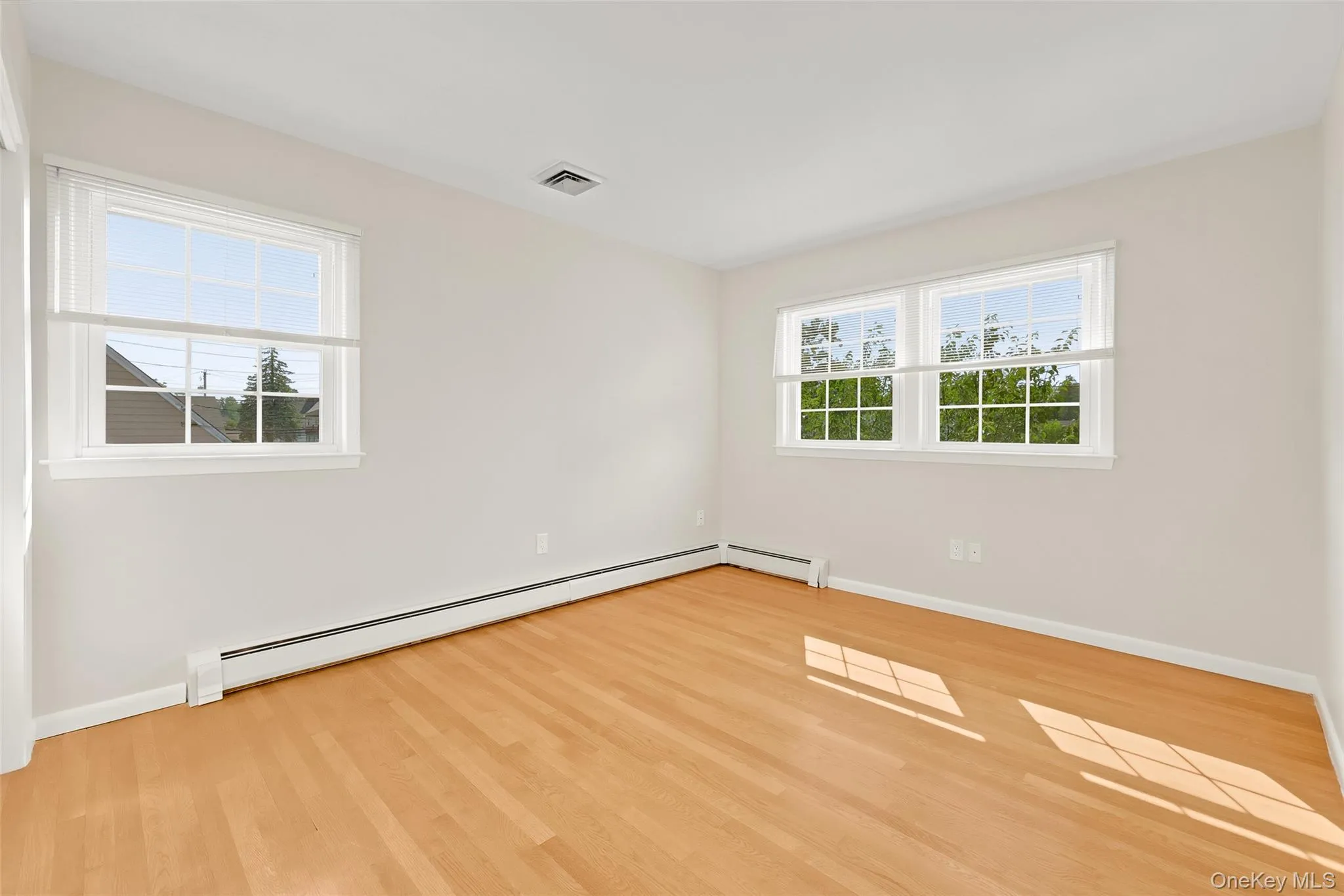 60 Oakland Avenue, Harrison, NY, 4 Bedrooms Bedrooms, 8 Rooms Rooms,2 BathroomsBathrooms,Residential Lease,For Rent,Oakland,0,1025439 60 Oakland Avenue, Harrison, NY, 4 Bedrooms Bedrooms, 8 Rooms Rooms,2 BathroomsBathrooms,Residential Lease,For Rent,Oakland,0,1025439