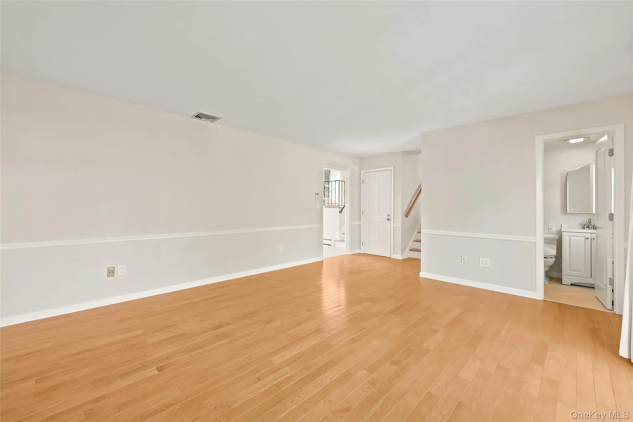 60 Oakland Avenue, Harrison, NY, 4 Bedrooms Bedrooms, 8 Rooms Rooms,2 BathroomsBathrooms,Residential Lease,For Rent,Oakland,0,1025439 60 Oakland Avenue, Harrison, NY, 4 Bedrooms Bedrooms, 8 Rooms Rooms,2 BathroomsBathrooms,Residential Lease,For Rent,Oakland,0,1025439