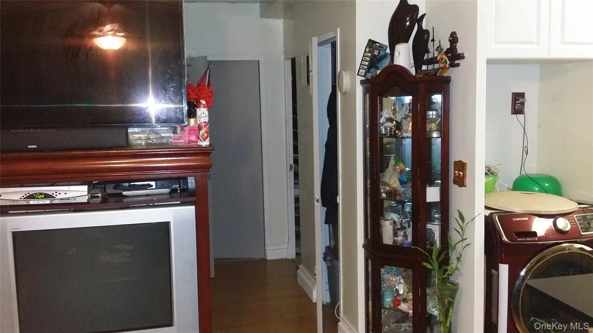 1063 New Jersey Avenue, New York, NY, 2 Bedrooms Bedrooms, 5 Rooms Rooms,2 BathroomsBathrooms,Residential,For Rent,New Jersey,0,1025440 1063 New Jersey Avenue, New York, NY, 2 Bedrooms Bedrooms, 5 Rooms Rooms,2 BathroomsBathrooms,Residential,For Rent,New Jersey,0,1025440