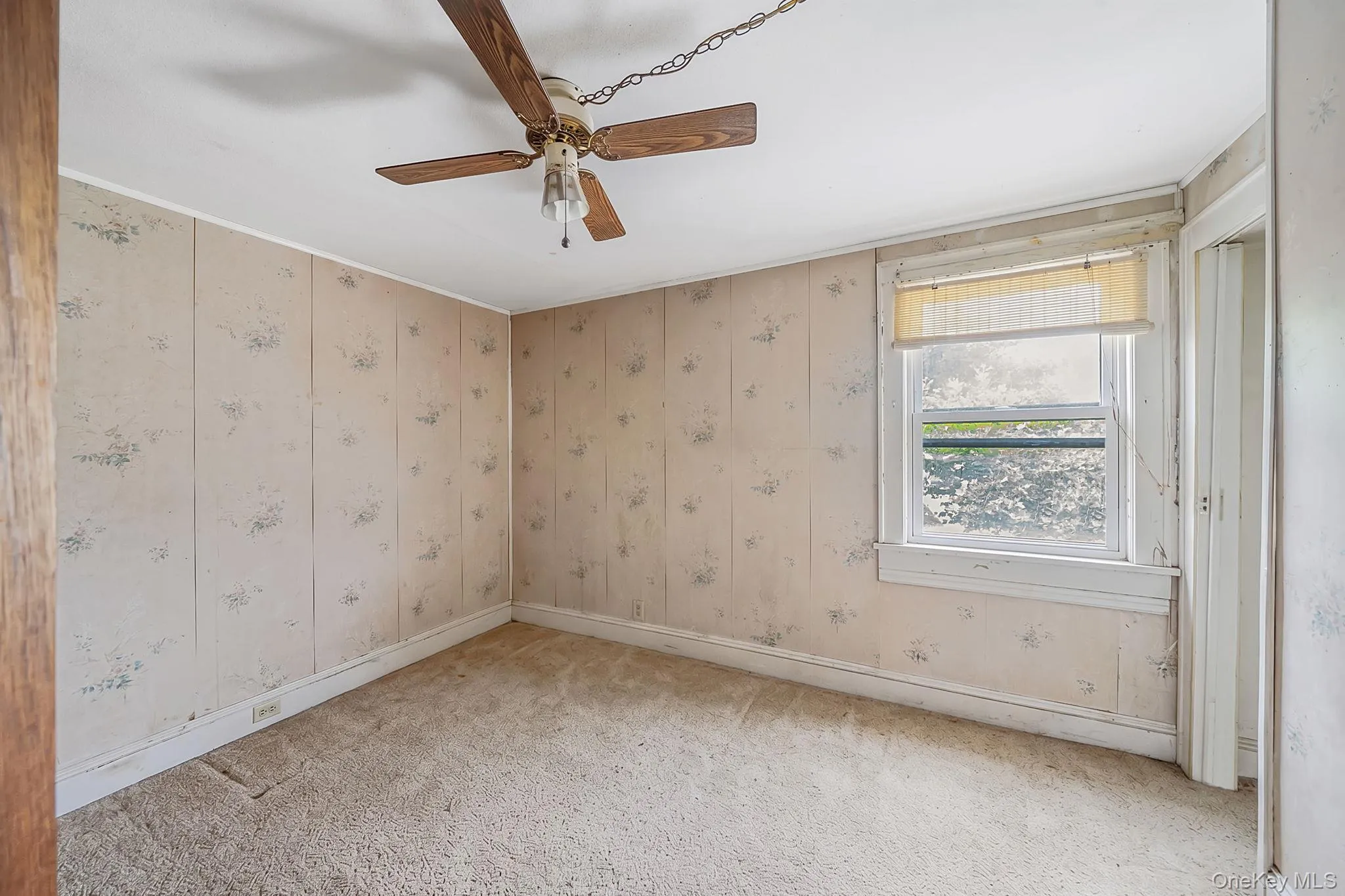117 Clinton Avenue, Islip, NY, 3 Bedrooms Bedrooms, 7 Rooms Rooms,1 BathroomBathrooms,Residential,For Rent,Clinton,0,1025441 117 Clinton Avenue, Islip, NY, 3 Bedrooms Bedrooms, 7 Rooms Rooms,1 BathroomBathrooms,Residential,For Rent,Clinton,0,1025441