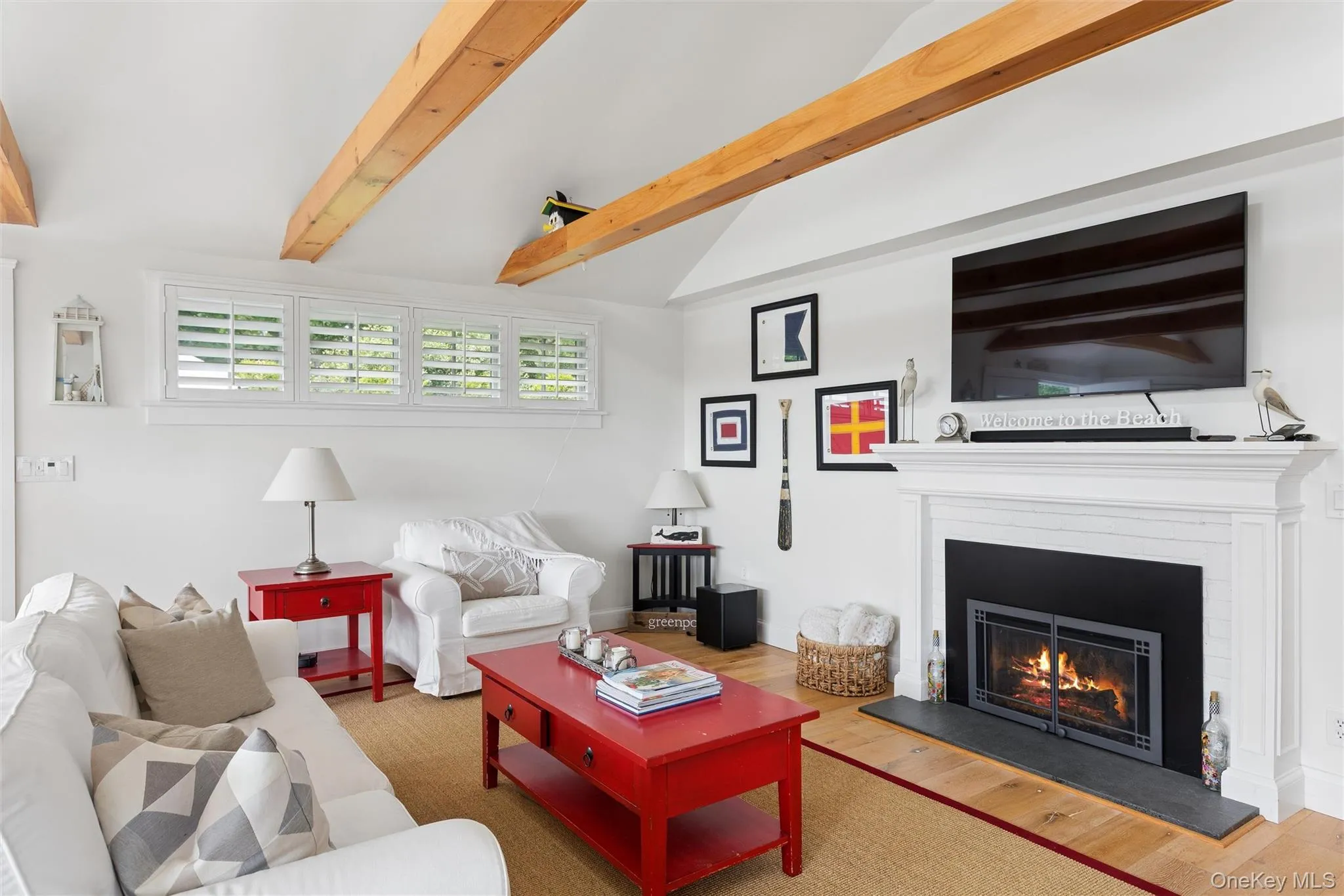 33 Bay Avenue, Southampton, NY, 2 Bedrooms Bedrooms, 4 Rooms Rooms,1 BathroomBathrooms,Residential Lease,For Rent,Bay,0,1025443 33 Bay Avenue, Southampton, NY, 2 Bedrooms Bedrooms, 4 Rooms Rooms,1 BathroomBathrooms,Residential Lease,For Rent,Bay,0,1025443