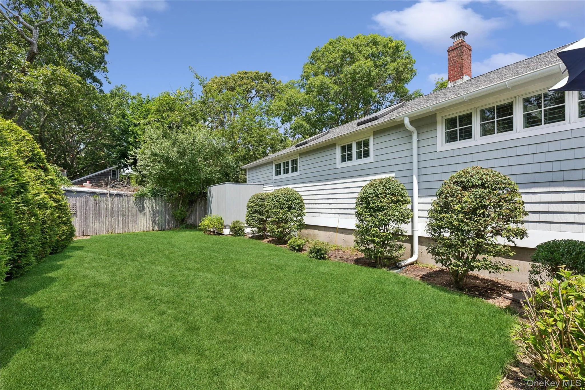33 Bay Avenue, Southampton, NY, 2 Bedrooms Bedrooms, 4 Rooms Rooms,1 BathroomBathrooms,Residential Lease,For Rent,Bay,0,1025443 33 Bay Avenue, Southampton, NY, 2 Bedrooms Bedrooms, 4 Rooms Rooms,1 BathroomBathrooms,Residential Lease,For Rent,Bay,0,1025443