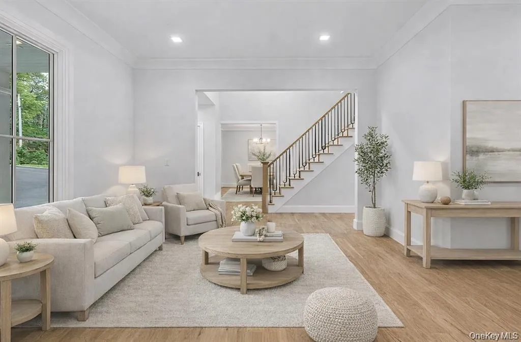 32 Pine Road, Oyster Bay, NY, 5 Bedrooms Bedrooms, 14 Rooms Rooms,5 BathroomsBathrooms,Residential,For Rent,Pine,0,1025444 32 Pine Road, Oyster Bay, NY, 5 Bedrooms Bedrooms, 14 Rooms Rooms,5 BathroomsBathrooms,Residential,For Rent,Pine,0,1025444