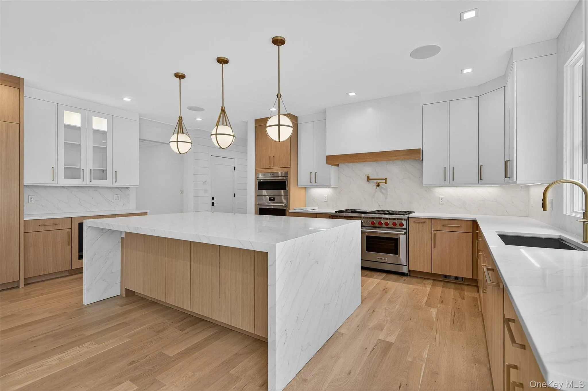 32 Pine Road, Oyster Bay, NY, 5 Bedrooms Bedrooms, 14 Rooms Rooms,5 BathroomsBathrooms,Residential,For Rent,Pine,0,1025444 32 Pine Road, Oyster Bay, NY, 5 Bedrooms Bedrooms, 14 Rooms Rooms,5 BathroomsBathrooms,Residential,For Rent,Pine,0,1025444