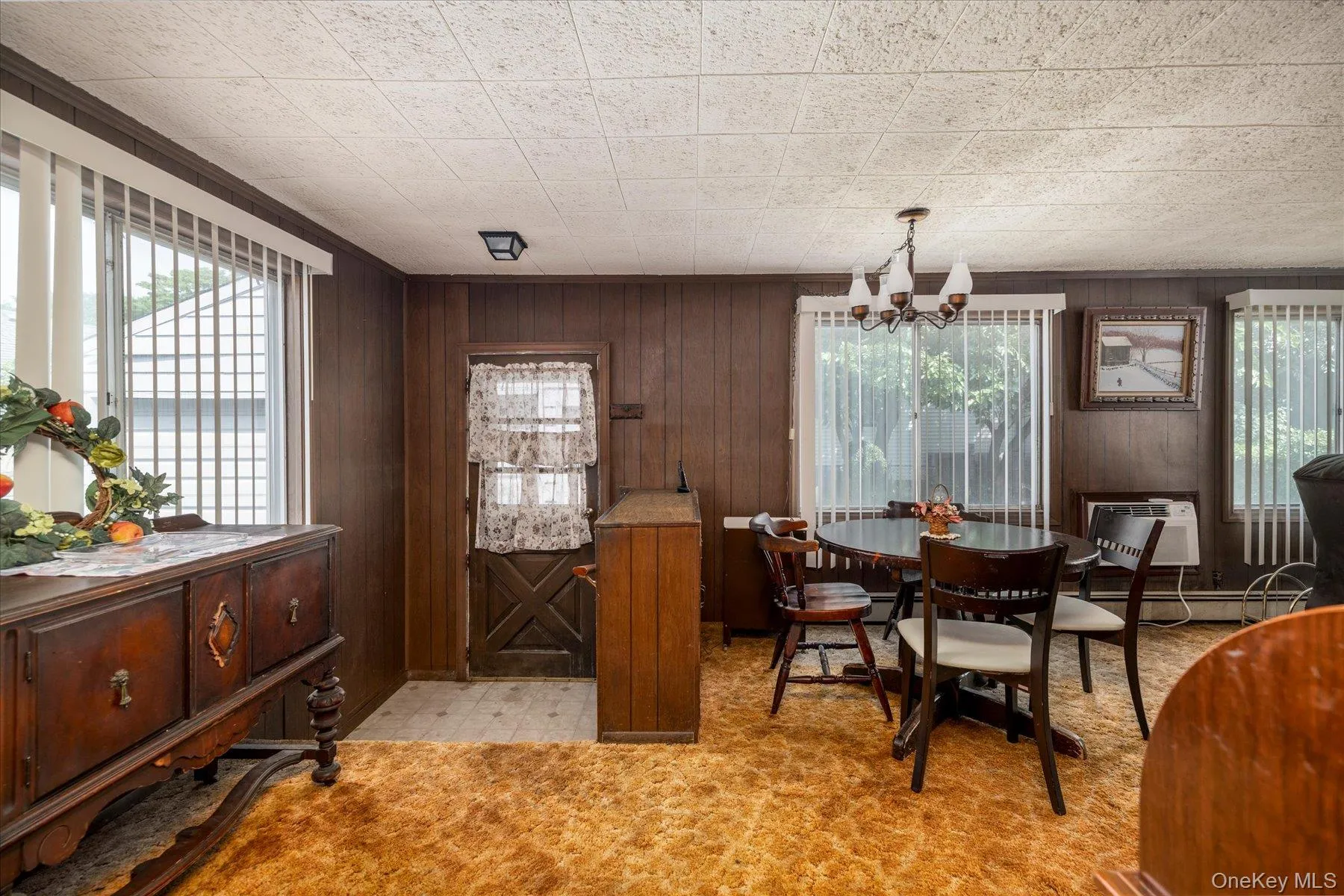 187 Raff Avenue, Hempstead, NY, 4 Bedrooms Bedrooms, 7 Rooms Rooms,1 BathroomBathrooms,Residential,For Rent,Raff,0,1025445 187 Raff Avenue, Hempstead, NY, 4 Bedrooms Bedrooms, 7 Rooms Rooms,1 BathroomBathrooms,Residential,For Rent,Raff,0,1025445