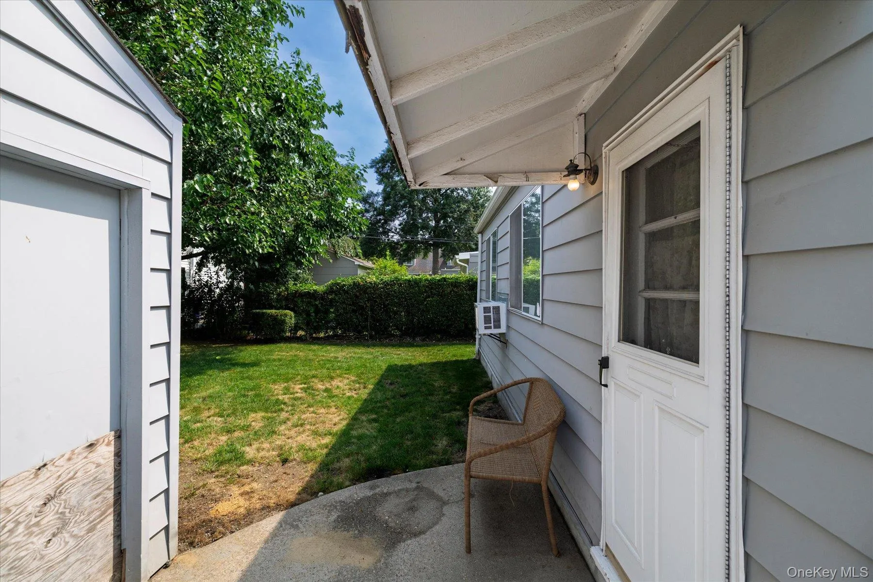 187 Raff Avenue, Hempstead, NY, 4 Bedrooms Bedrooms, 7 Rooms Rooms,1 BathroomBathrooms,Residential,For Rent,Raff,0,1025445 187 Raff Avenue, Hempstead, NY, 4 Bedrooms Bedrooms, 7 Rooms Rooms,1 BathroomBathrooms,Residential,For Rent,Raff,0,1025445