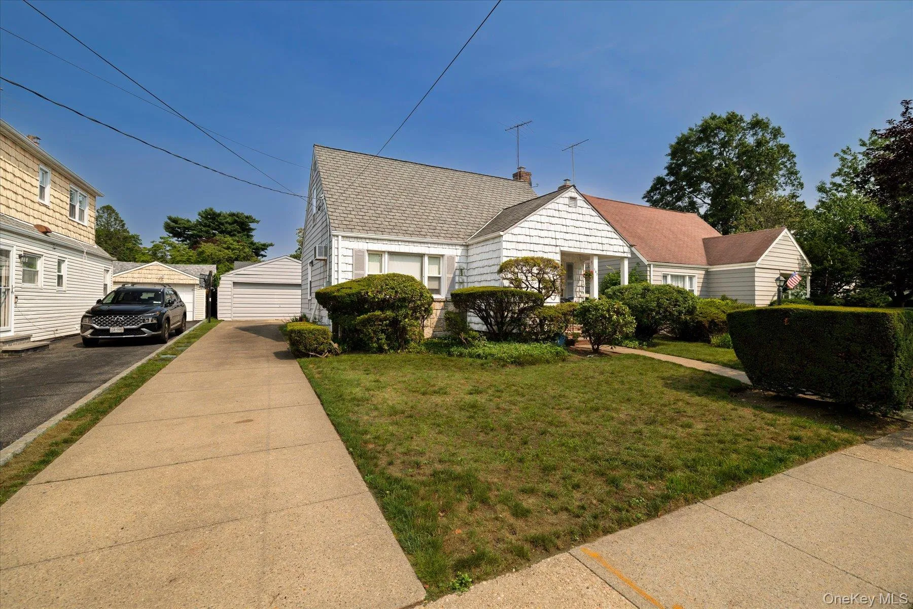 187 Raff Avenue, Hempstead, NY, 4 Bedrooms Bedrooms, 7 Rooms Rooms,1 BathroomBathrooms,Residential,For Rent,Raff,0,1025445 187 Raff Avenue, Hempstead, NY, 4 Bedrooms Bedrooms, 7 Rooms Rooms,1 BathroomBathrooms,Residential,For Rent,Raff,0,1025445