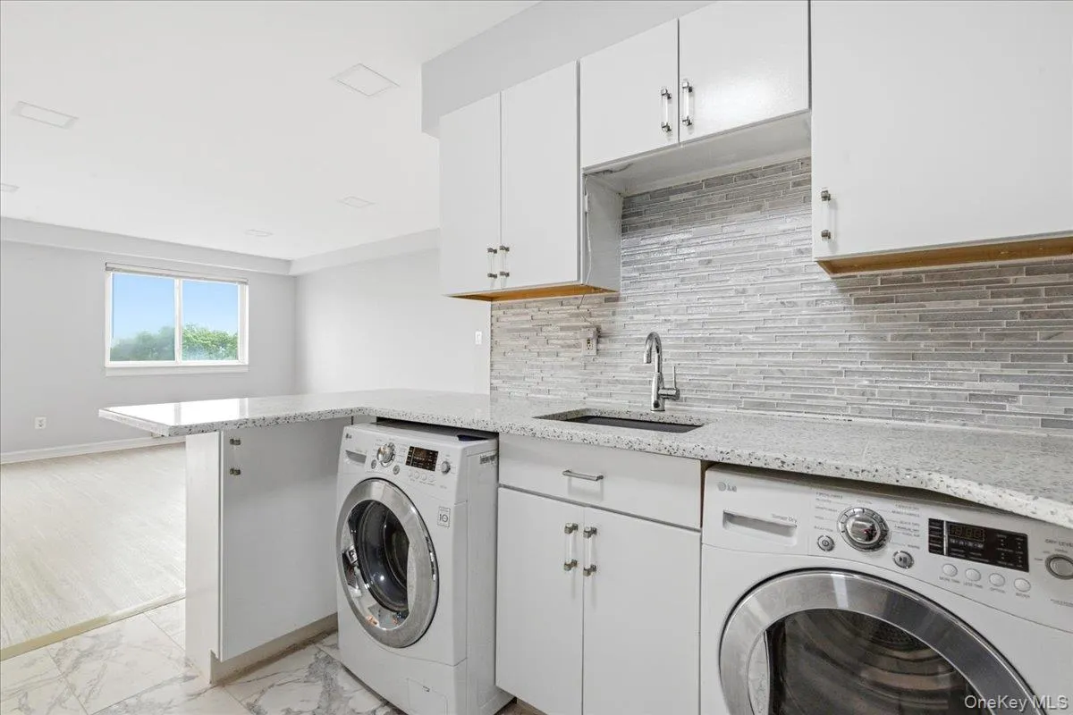 76-01 113th Street, New York, NY, 3 Bedrooms Bedrooms, 7 Rooms Rooms,2 BathroomsBathrooms,Residential,For Rent,113th,0,1025450 76-01 113th Street, New York, NY, 3 Bedrooms Bedrooms, 7 Rooms Rooms,2 BathroomsBathrooms,Residential,For Rent,113th,0,1025450