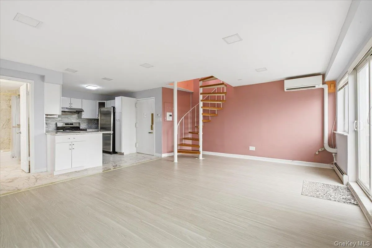 76-01 113th Street, New York, NY, 3 Bedrooms Bedrooms, 7 Rooms Rooms,2 BathroomsBathrooms,Residential,For Rent,113th,0,1025450 76-01 113th Street, New York, NY, 3 Bedrooms Bedrooms, 7 Rooms Rooms,2 BathroomsBathrooms,Residential,For Rent,113th,0,1025450