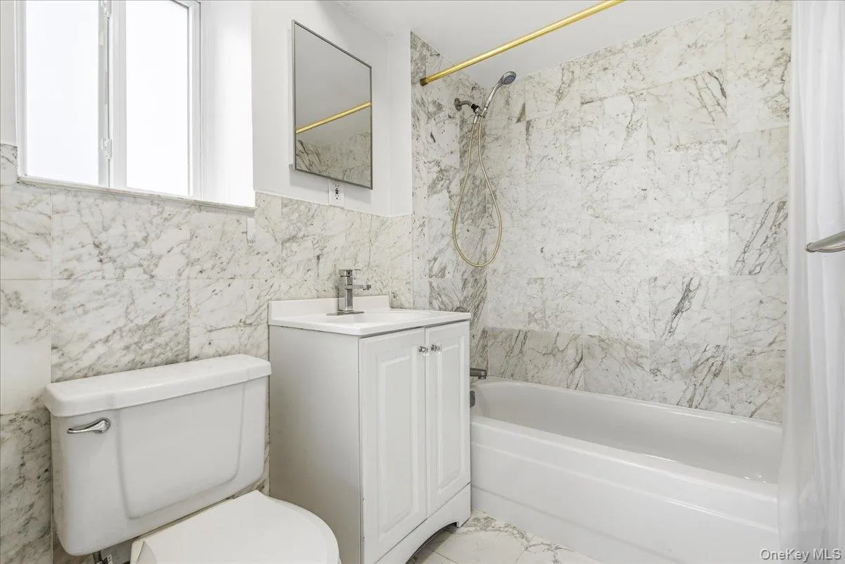 76-01 113th Street, New York, NY, 3 Bedrooms Bedrooms, 7 Rooms Rooms,2 BathroomsBathrooms,Residential,For Rent,113th,0,1025450 76-01 113th Street, New York, NY, 3 Bedrooms Bedrooms, 7 Rooms Rooms,2 BathroomsBathrooms,Residential,For Rent,113th,0,1025450