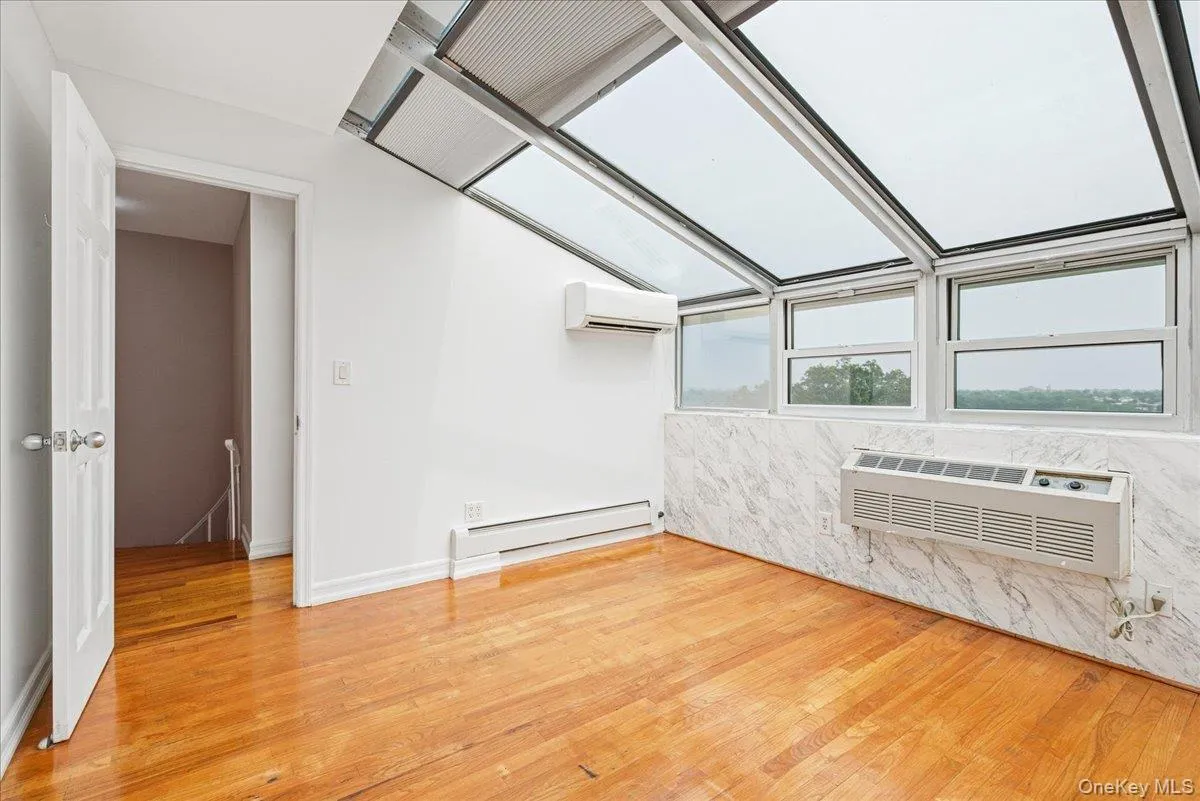 76-01 113th Street, New York, NY, 3 Bedrooms Bedrooms, 7 Rooms Rooms,2 BathroomsBathrooms,Residential,For Rent,113th,0,1025450 76-01 113th Street, New York, NY, 3 Bedrooms Bedrooms, 7 Rooms Rooms,2 BathroomsBathrooms,Residential,For Rent,113th,0,1025450