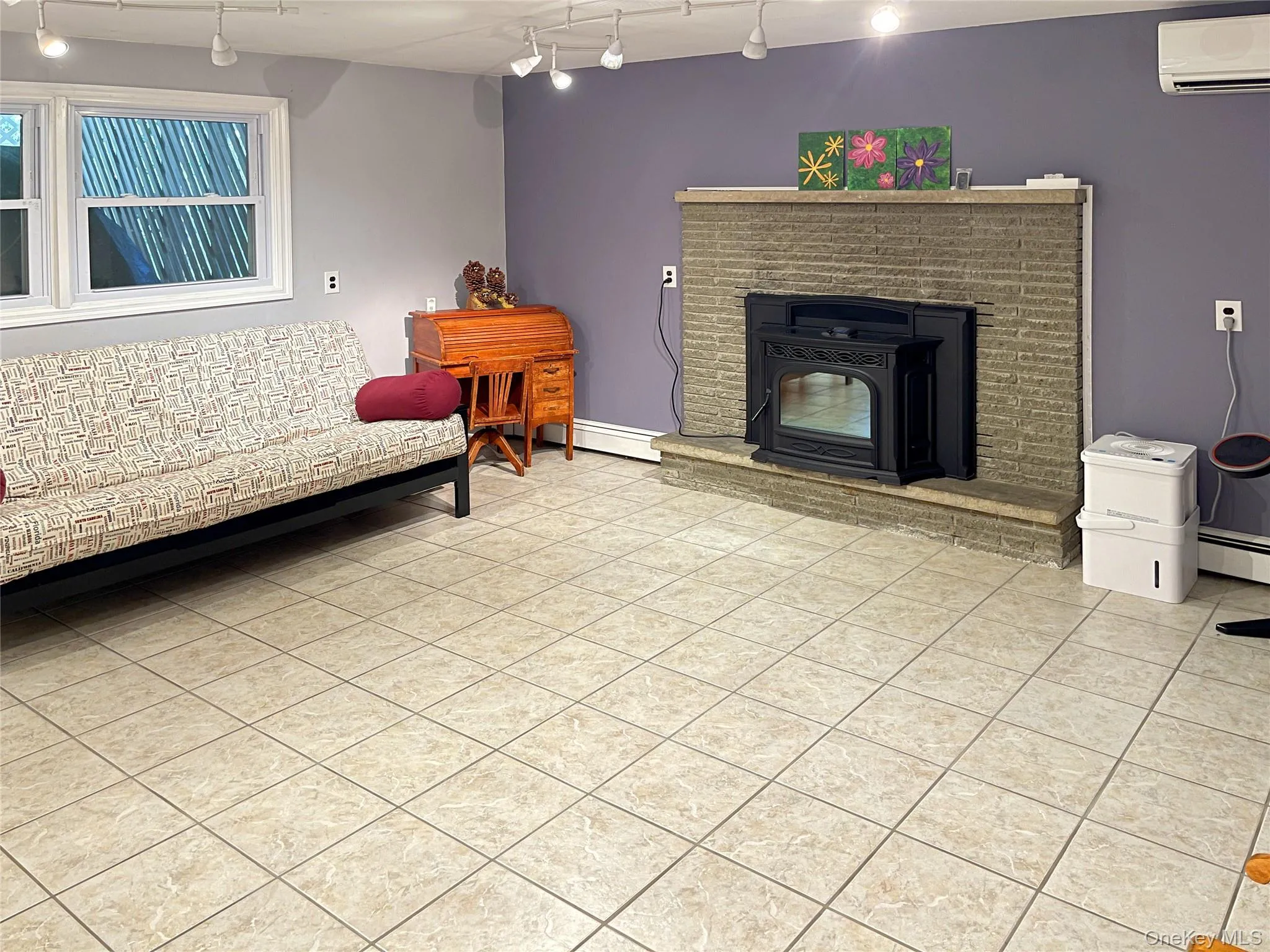 43 Julie Drive, East Fishkill, NY, 4 Bedrooms Bedrooms, 8 Rooms Rooms,1 BathroomBathrooms,Residential,For Rent,Julie,0,1025451 43 Julie Drive, East Fishkill, NY, 4 Bedrooms Bedrooms, 8 Rooms Rooms,1 BathroomBathrooms,Residential,For Rent,Julie,0,1025451