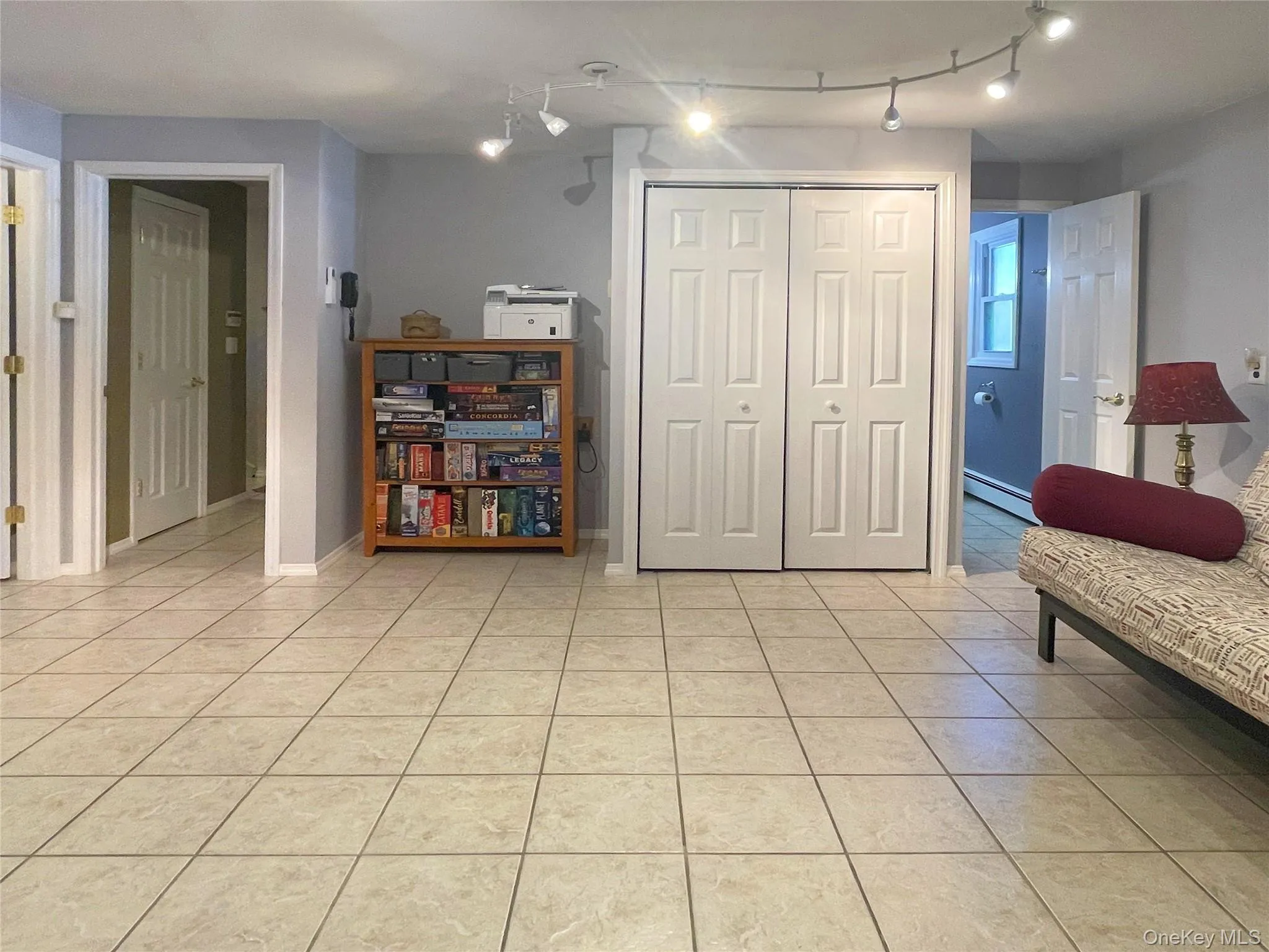 43 Julie Drive, East Fishkill, NY, 4 Bedrooms Bedrooms, 8 Rooms Rooms,1 BathroomBathrooms,Residential,For Rent,Julie,0,1025451 43 Julie Drive, East Fishkill, NY, 4 Bedrooms Bedrooms, 8 Rooms Rooms,1 BathroomBathrooms,Residential,For Rent,Julie,0,1025451