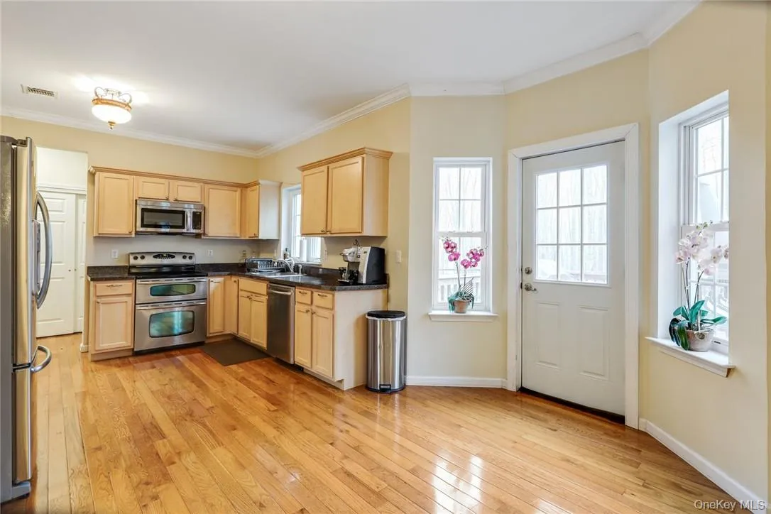 68 Cauthers Lane, Fallsburg, NY, 4 Bedrooms Bedrooms, 10 Rooms Rooms,2 BathroomsBathrooms,Residential,For Rent,Cauthers,0,1025453 68 Cauthers Lane, Fallsburg, NY, 4 Bedrooms Bedrooms, 10 Rooms Rooms,2 BathroomsBathrooms,Residential,For Rent,Cauthers,0,1025453
