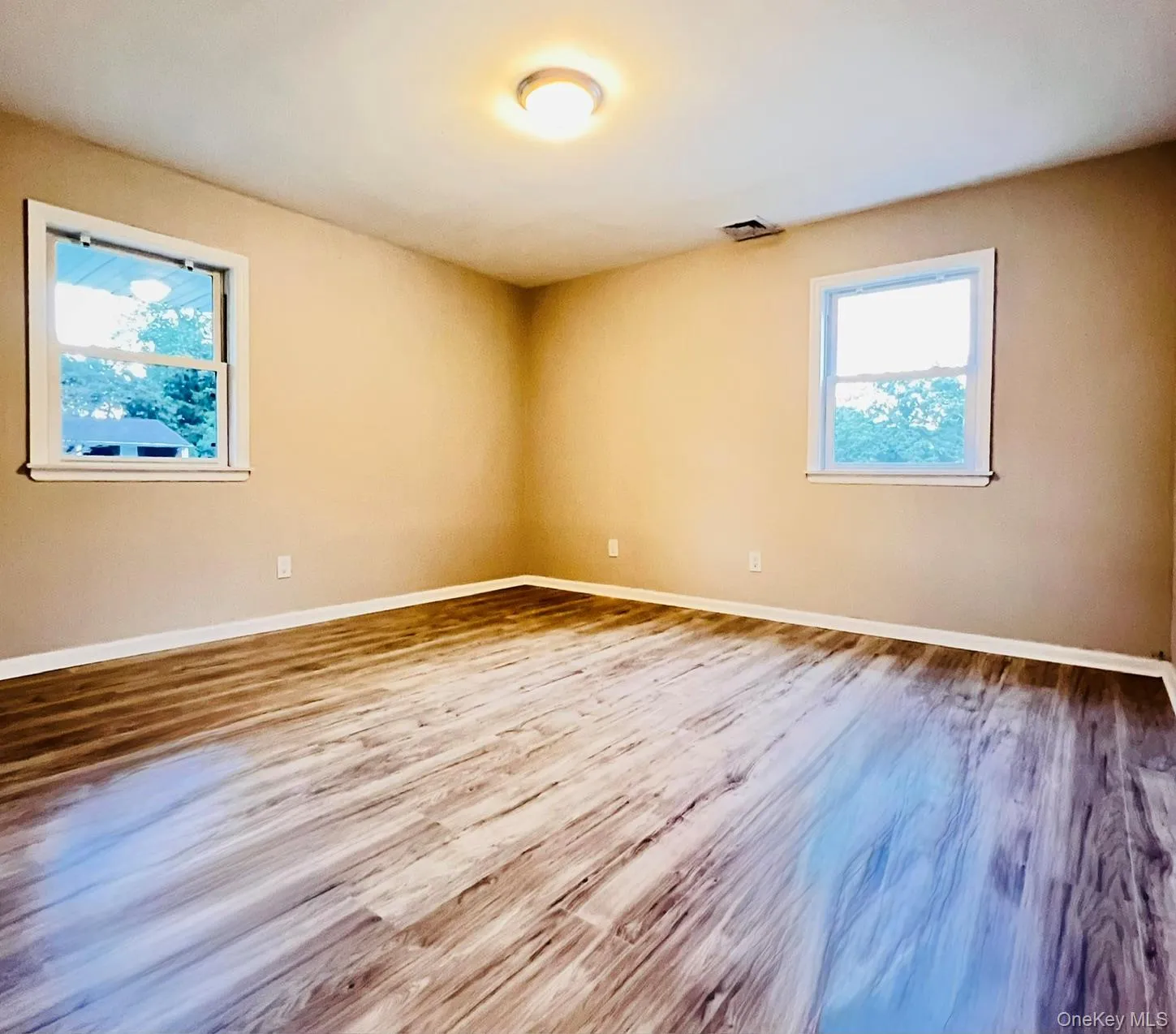 10 Summercress Lane, Brookhaven, NY, 5 Bedrooms Bedrooms, 9 Rooms Rooms,2 BathroomsBathrooms,Residential,For Rent,Summercress,0,1025456 10 Summercress Lane, Brookhaven, NY, 5 Bedrooms Bedrooms, 9 Rooms Rooms,2 BathroomsBathrooms,Residential,For Rent,Summercress,0,1025456