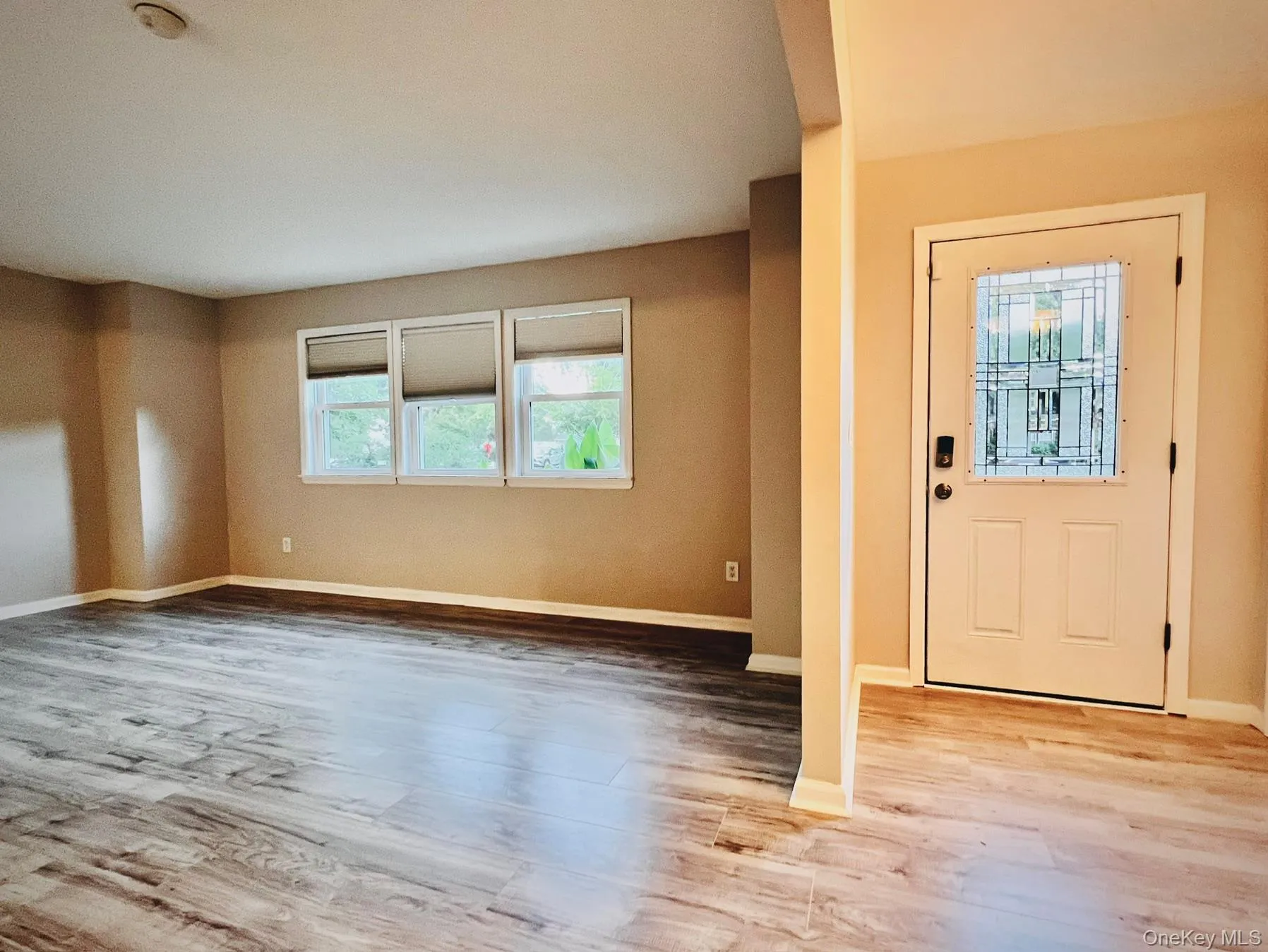 10 Summercress Lane, Brookhaven, NY, 5 Bedrooms Bedrooms, 9 Rooms Rooms,2 BathroomsBathrooms,Residential,For Rent,Summercress,0,1025456 10 Summercress Lane, Brookhaven, NY, 5 Bedrooms Bedrooms, 9 Rooms Rooms,2 BathroomsBathrooms,Residential,For Rent,Summercress,0,1025456