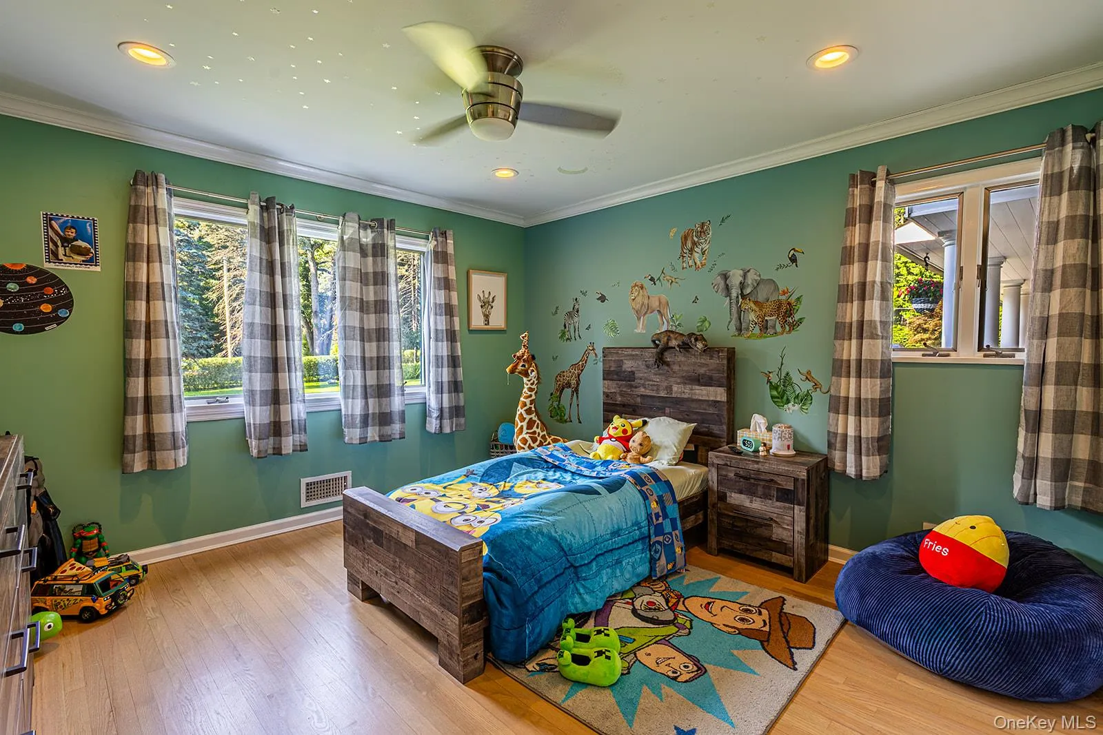 153 Brookville Lane, Oyster Bay, NY, 4 Bedrooms Bedrooms, 8 Rooms Rooms,3 BathroomsBathrooms,Residential,For Rent,Brookville,0,1025463 153 Brookville Lane, Oyster Bay, NY, 4 Bedrooms Bedrooms, 8 Rooms Rooms,3 BathroomsBathrooms,Residential,For Rent,Brookville,0,1025463