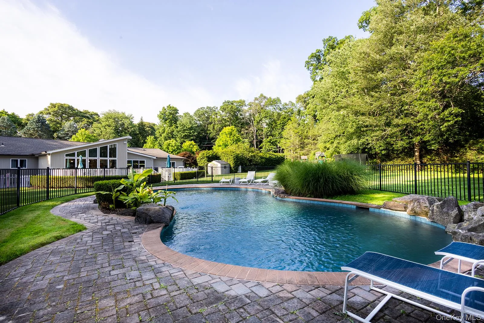 153 Brookville Lane, Oyster Bay, NY, 4 Bedrooms Bedrooms, 8 Rooms Rooms,3 BathroomsBathrooms,Residential,For Rent,Brookville,0,1025463 153 Brookville Lane, Oyster Bay, NY, 4 Bedrooms Bedrooms, 8 Rooms Rooms,3 BathroomsBathrooms,Residential,For Rent,Brookville,0,1025463
