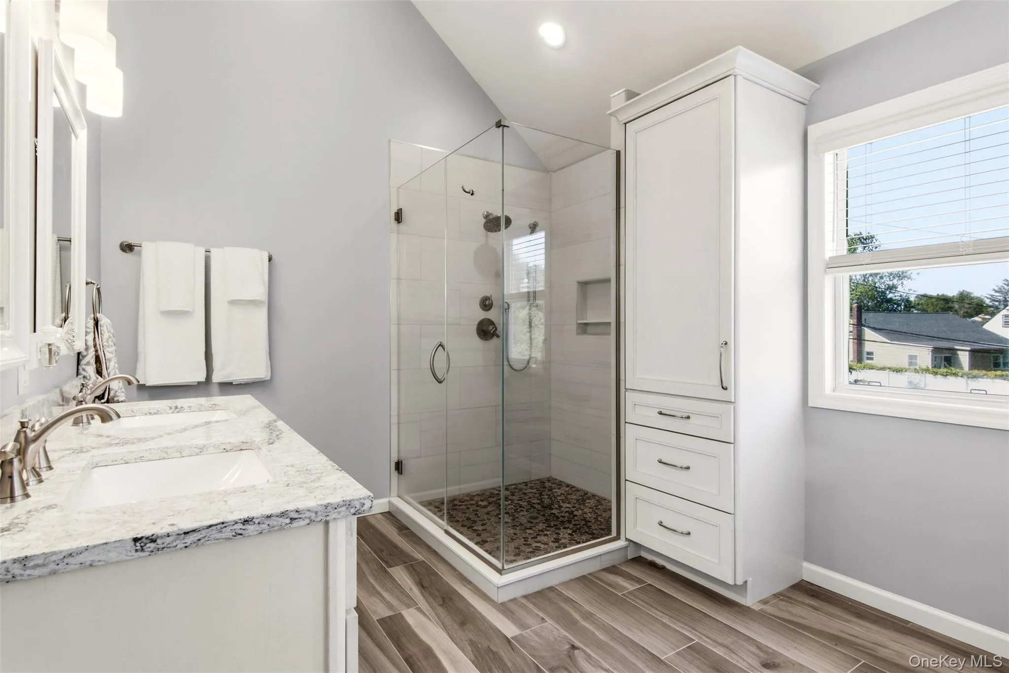 6 Poplar Lane, Smithtown, NY, 4 Bedrooms Bedrooms, 8 Rooms Rooms,2 BathroomsBathrooms,Residential,For Rent,Poplar,0,1025467 6 Poplar Lane, Smithtown, NY, 4 Bedrooms Bedrooms, 8 Rooms Rooms,2 BathroomsBathrooms,Residential,For Rent,Poplar,0,1025467