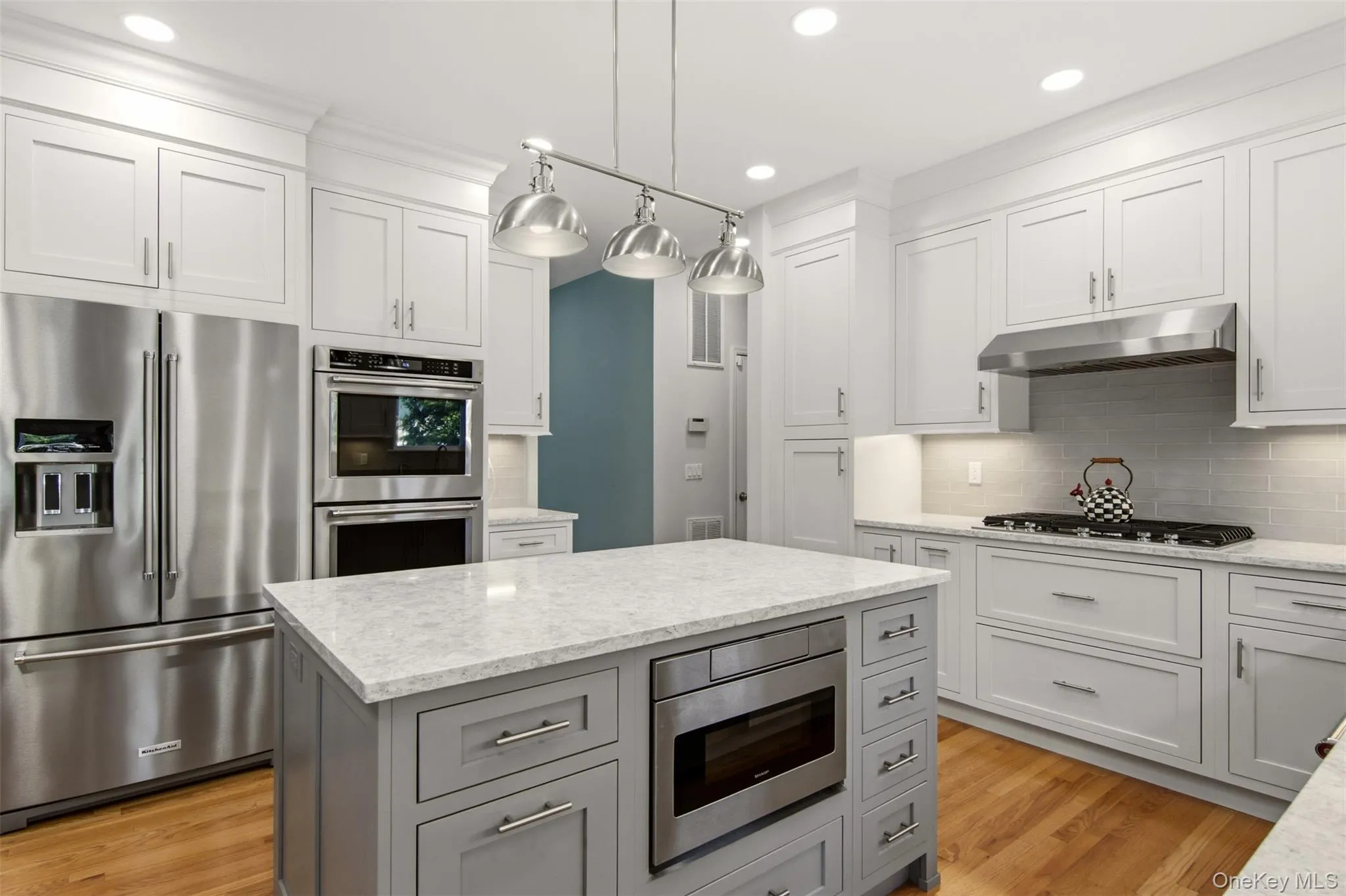 6 Poplar Lane, Smithtown, NY, 4 Bedrooms Bedrooms, 8 Rooms Rooms,2 BathroomsBathrooms,Residential,For Rent,Poplar,0,1025467 6 Poplar Lane, Smithtown, NY, 4 Bedrooms Bedrooms, 8 Rooms Rooms,2 BathroomsBathrooms,Residential,For Rent,Poplar,0,1025467