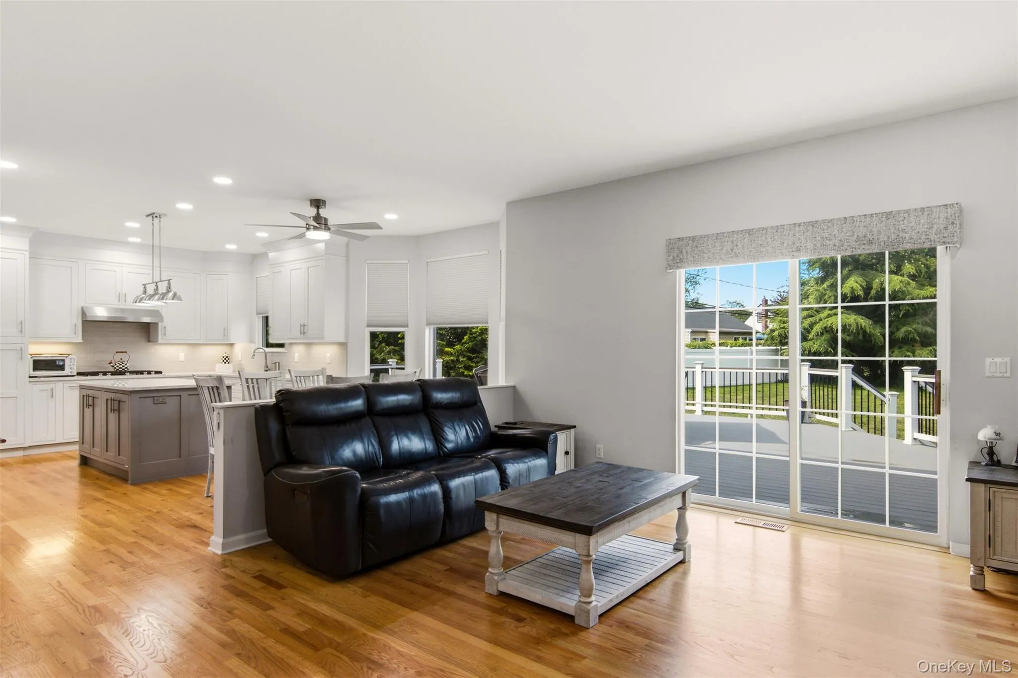 6 Poplar Lane, Smithtown, NY, 4 Bedrooms Bedrooms, 8 Rooms Rooms,2 BathroomsBathrooms,Residential,For Rent,Poplar,0,1025467 6 Poplar Lane, Smithtown, NY, 4 Bedrooms Bedrooms, 8 Rooms Rooms,2 BathroomsBathrooms,Residential,For Rent,Poplar,0,1025467