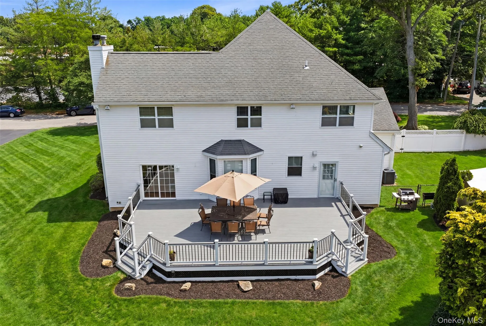 6 Poplar Lane, Smithtown, NY, 4 Bedrooms Bedrooms, 8 Rooms Rooms,2 BathroomsBathrooms,Residential,For Rent,Poplar,0,1025467 6 Poplar Lane, Smithtown, NY, 4 Bedrooms Bedrooms, 8 Rooms Rooms,2 BathroomsBathrooms,Residential,For Rent,Poplar,0,1025467