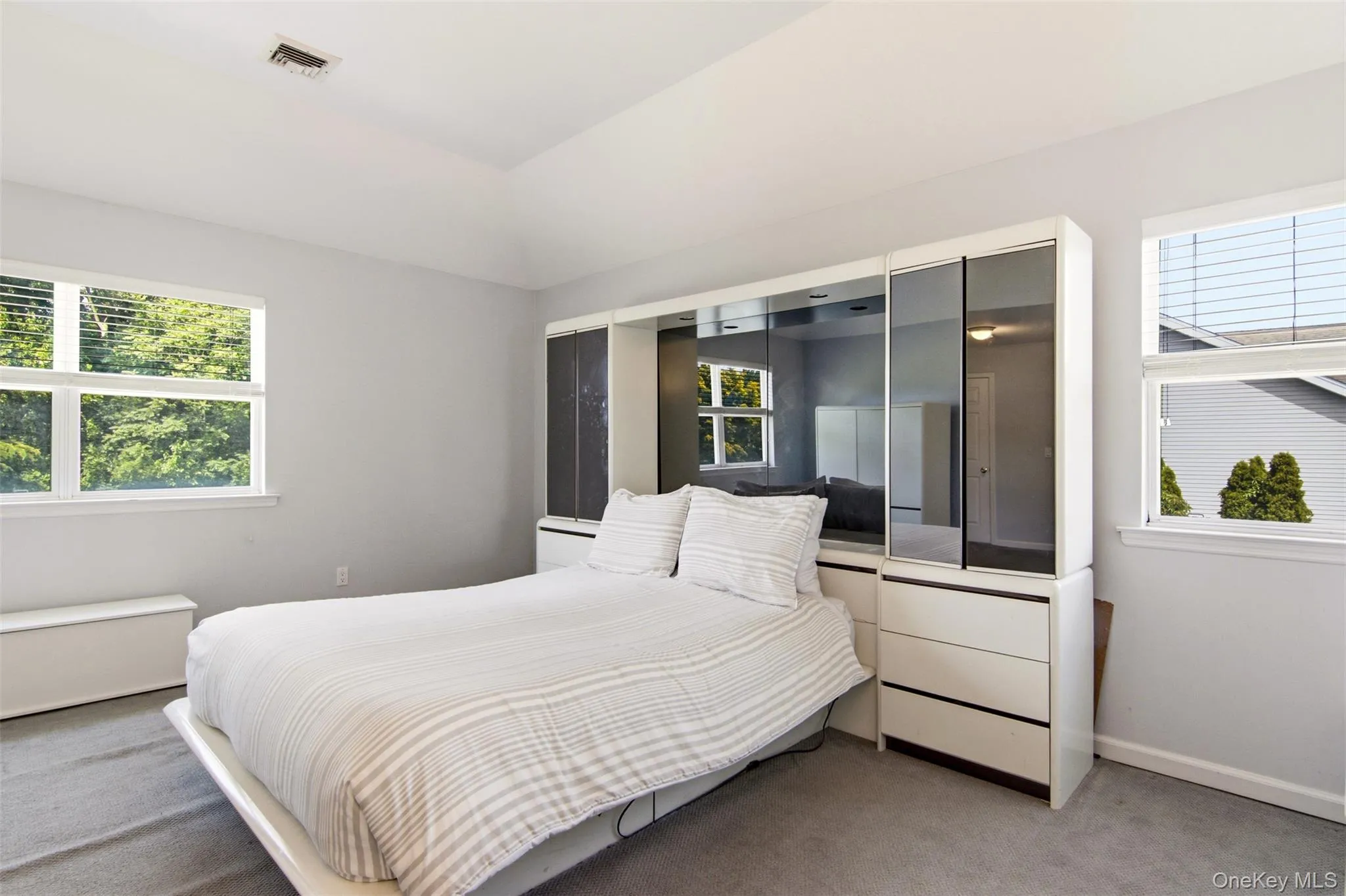 6 Poplar Lane, Smithtown, NY, 4 Bedrooms Bedrooms, 8 Rooms Rooms,2 BathroomsBathrooms,Residential,For Rent,Poplar,0,1025467 6 Poplar Lane, Smithtown, NY, 4 Bedrooms Bedrooms, 8 Rooms Rooms,2 BathroomsBathrooms,Residential,For Rent,Poplar,0,1025467