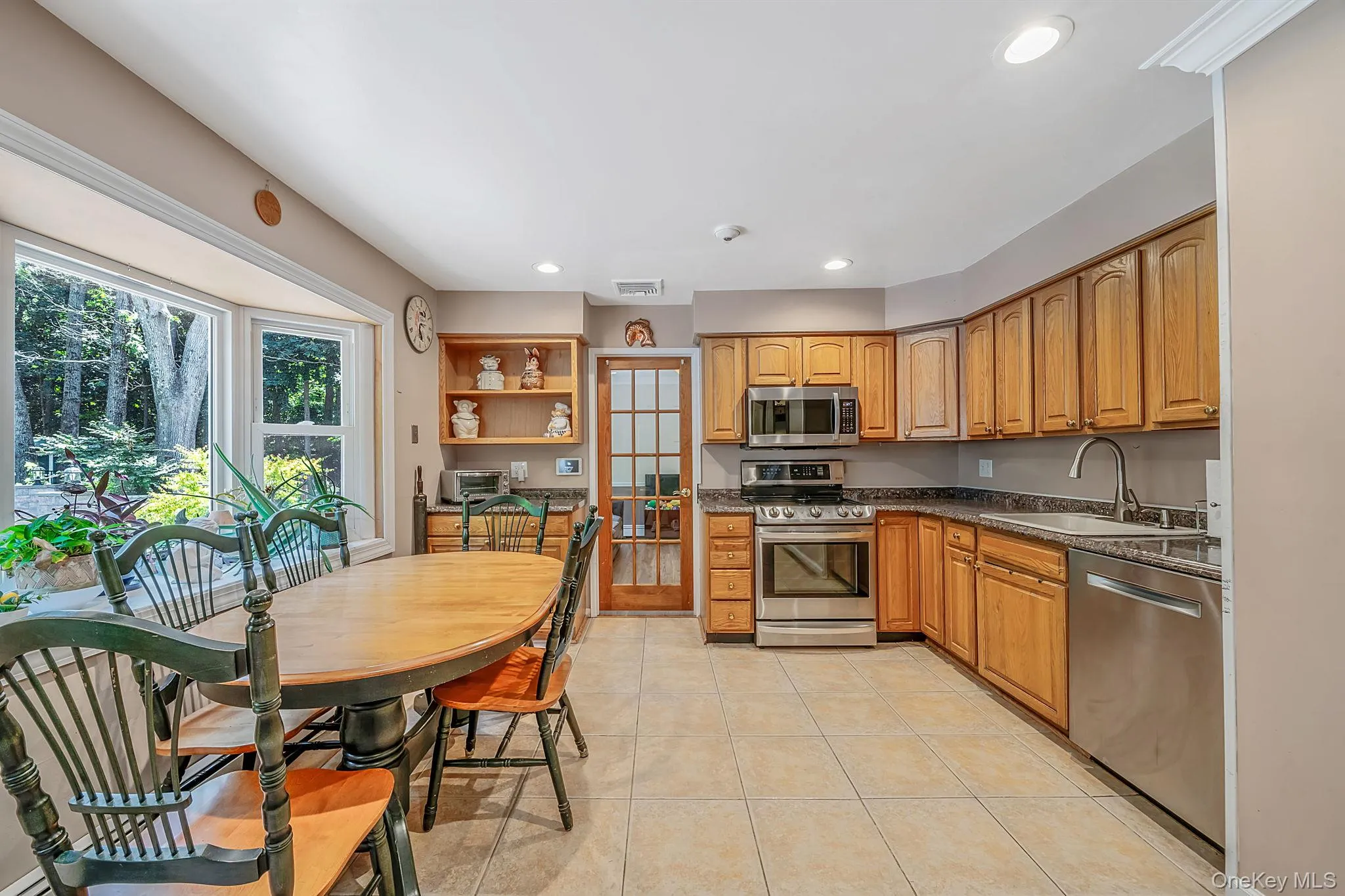 77 Shore Road, Brookhaven, NY, 5 Bedrooms Bedrooms, 11 Rooms Rooms,2 BathroomsBathrooms,Residential,For Rent,Shore,0,1025468 77 Shore Road, Brookhaven, NY, 5 Bedrooms Bedrooms, 11 Rooms Rooms,2 BathroomsBathrooms,Residential,For Rent,Shore,0,1025468