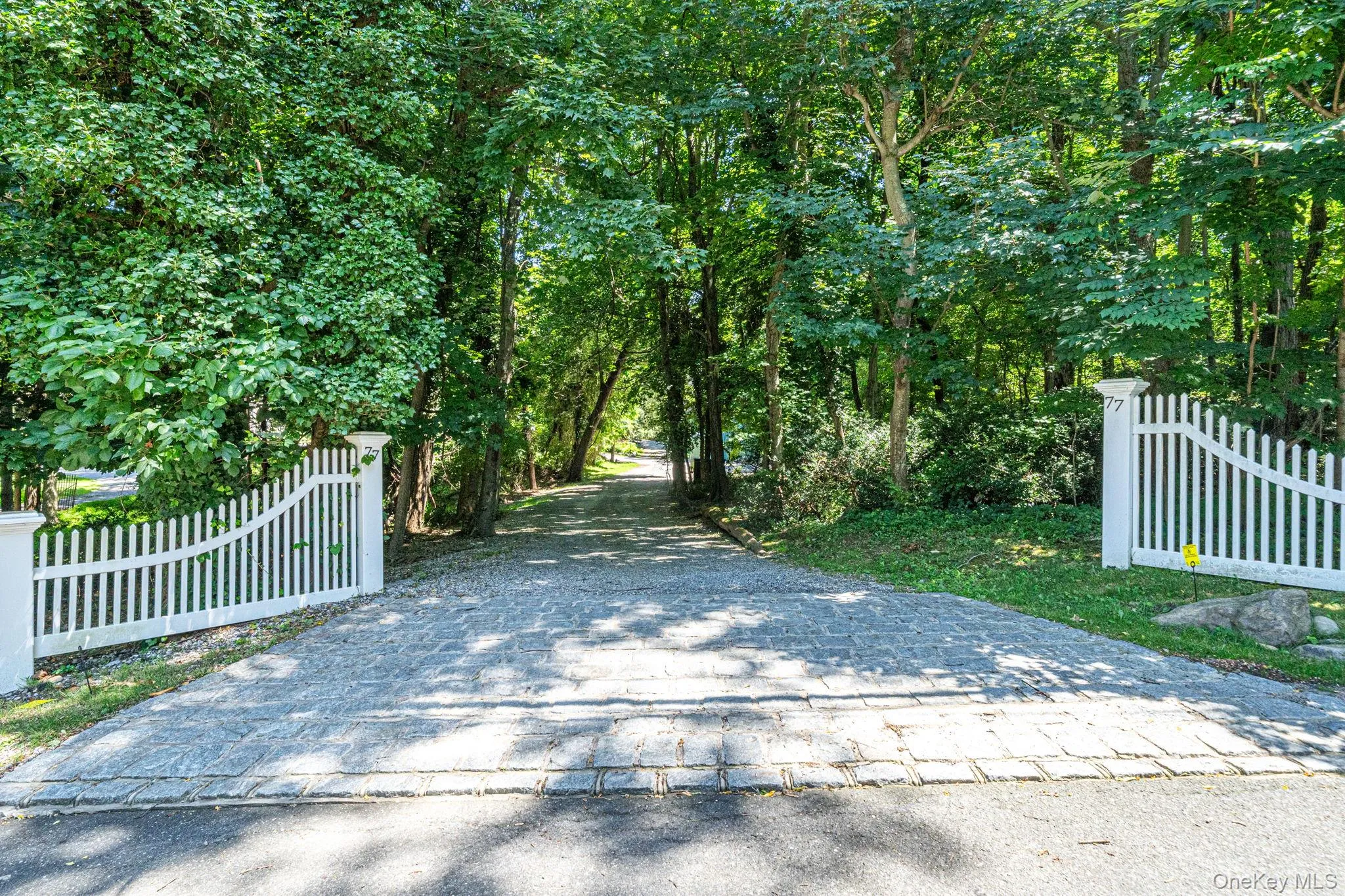 77 Shore Road, Brookhaven, NY, 5 Bedrooms Bedrooms, 11 Rooms Rooms,2 BathroomsBathrooms,Residential,For Rent,Shore,0,1025468 77 Shore Road, Brookhaven, NY, 5 Bedrooms Bedrooms, 11 Rooms Rooms,2 BathroomsBathrooms,Residential,For Rent,Shore,0,1025468