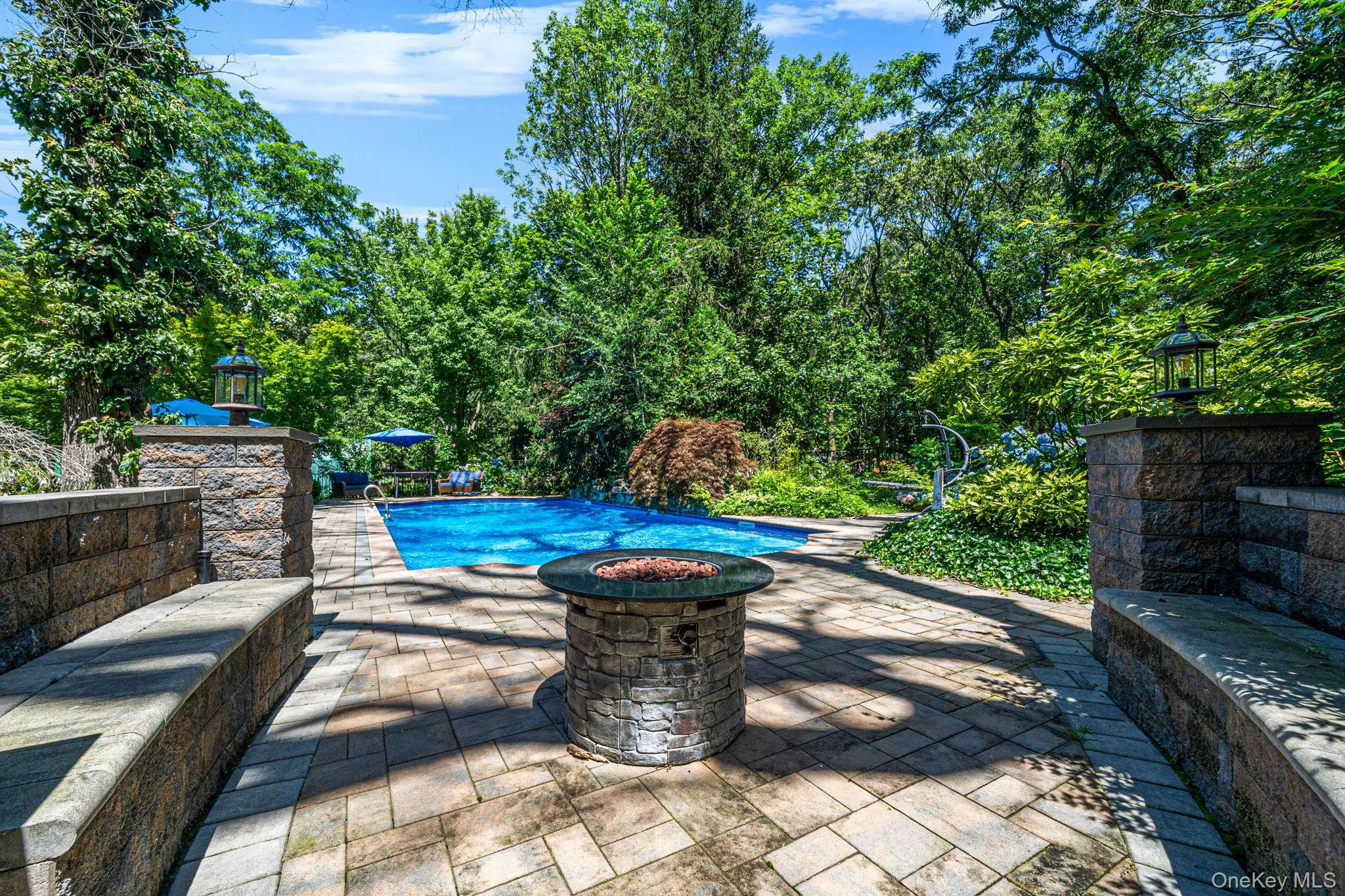 77 Shore Road, Brookhaven, NY, 5 Bedrooms Bedrooms, 11 Rooms Rooms,2 BathroomsBathrooms,Residential,For Rent,Shore,0,1025468 77 Shore Road, Brookhaven, NY, 5 Bedrooms Bedrooms, 11 Rooms Rooms,2 BathroomsBathrooms,Residential,For Rent,Shore,0,1025468