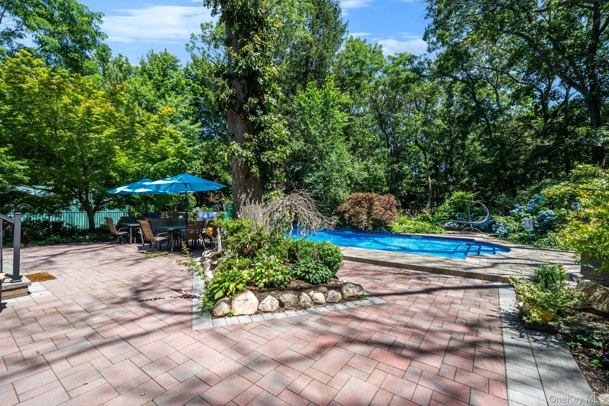 77 Shore Road, Brookhaven, NY, 5 Bedrooms Bedrooms, 11 Rooms Rooms,2 BathroomsBathrooms,Residential,For Rent,Shore,0,1025468 77 Shore Road, Brookhaven, NY, 5 Bedrooms Bedrooms, 11 Rooms Rooms,2 BathroomsBathrooms,Residential,For Rent,Shore,0,1025468