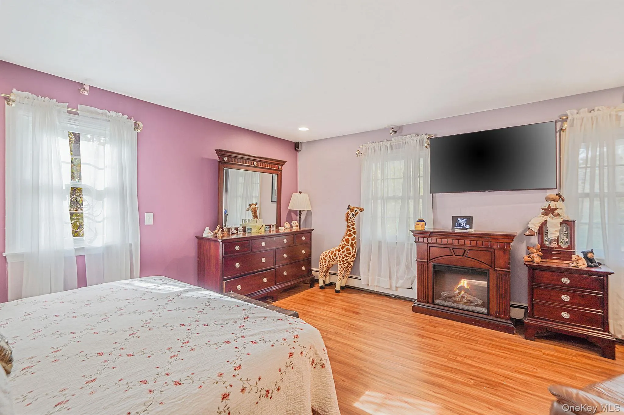 77 Shore Road, Brookhaven, NY, 5 Bedrooms Bedrooms, 11 Rooms Rooms,2 BathroomsBathrooms,Residential,For Rent,Shore,0,1025468 77 Shore Road, Brookhaven, NY, 5 Bedrooms Bedrooms, 11 Rooms Rooms,2 BathroomsBathrooms,Residential,For Rent,Shore,0,1025468