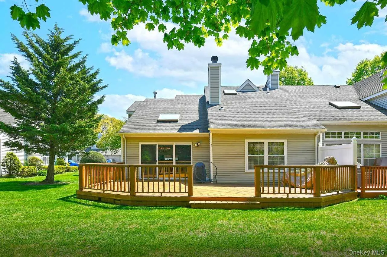 26 Mystic Circle, Islip, NY, 2 Bedrooms Bedrooms, 5 Rooms Rooms,2 BathroomsBathrooms,Residential,For Rent,Mystic,0,1025469 26 Mystic Circle, Islip, NY, 2 Bedrooms Bedrooms, 5 Rooms Rooms,2 BathroomsBathrooms,Residential,For Rent,Mystic,0,1025469