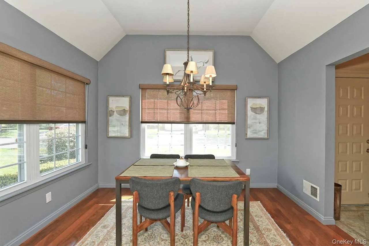 26 Mystic Circle, Islip, NY, 2 Bedrooms Bedrooms, 5 Rooms Rooms,2 BathroomsBathrooms,Residential,For Rent,Mystic,0,1025469 26 Mystic Circle, Islip, NY, 2 Bedrooms Bedrooms, 5 Rooms Rooms,2 BathroomsBathrooms,Residential,For Rent,Mystic,0,1025469