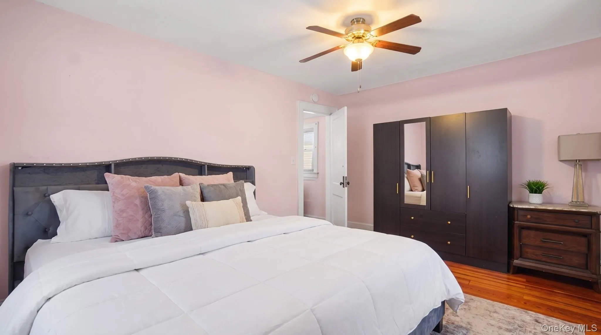 90-27 218 Place, New York, NY, 2 Bedrooms Bedrooms, 8 Rooms Rooms,1 BathroomBathrooms,Residential,For Rent,218,0,1025471 90-27 218 Place, New York, NY, 2 Bedrooms Bedrooms, 8 Rooms Rooms,1 BathroomBathrooms,Residential,For Rent,218,0,1025471