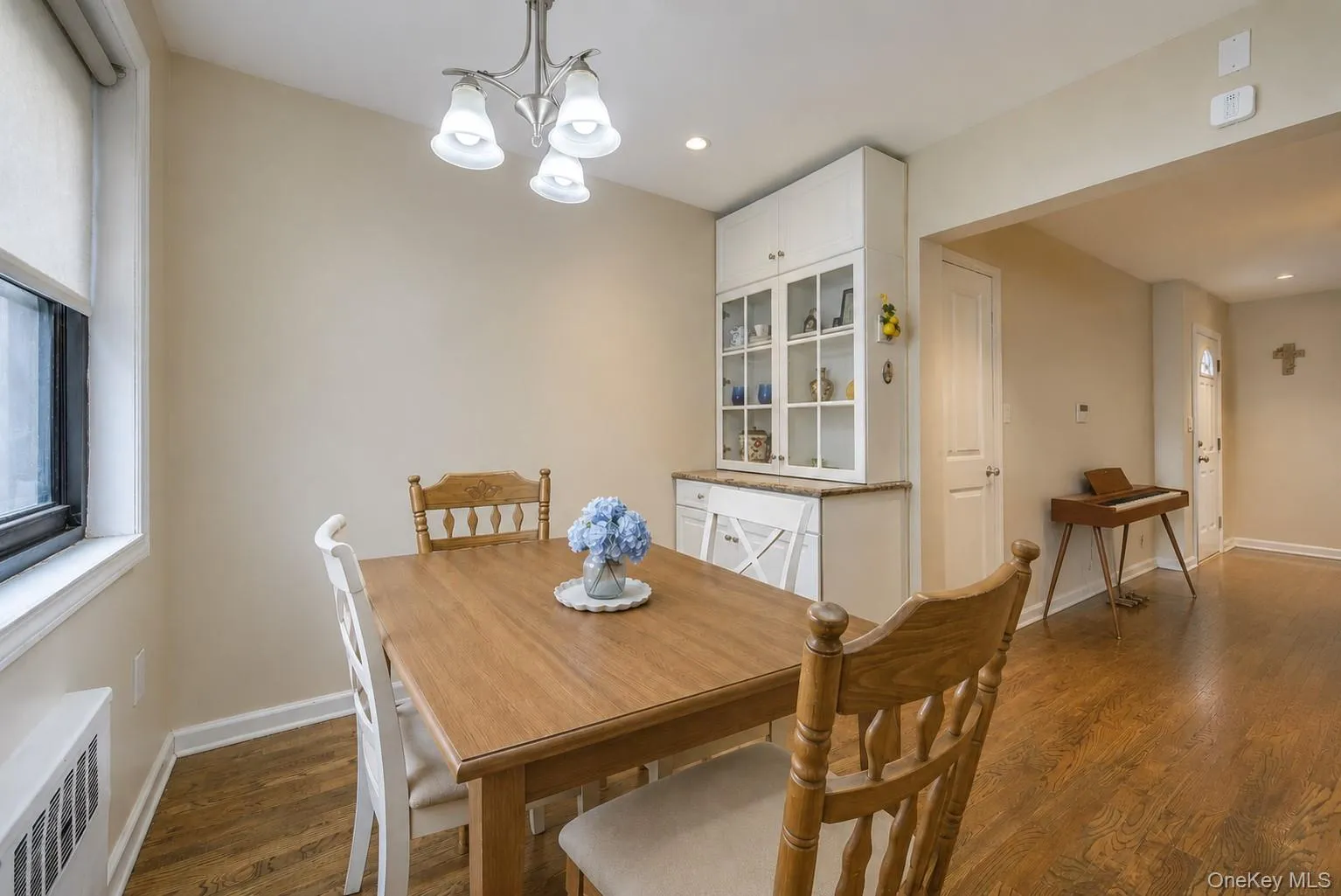 17-84 166 Street, New York, NY, 3 Bedrooms Bedrooms, 5 Rooms Rooms,1 BathroomBathrooms,Residential,For Rent,166,0,1025475 17-84 166 Street, New York, NY, 3 Bedrooms Bedrooms, 5 Rooms Rooms,1 BathroomBathrooms,Residential,For Rent,166,0,1025475
