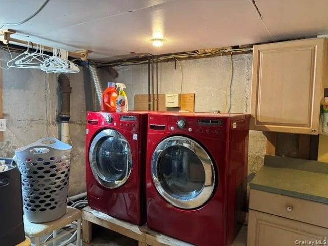 2656 Cedar Lane, Hempstead, NY, 3 Bedrooms Bedrooms, 6 Rooms Rooms,2 BathroomsBathrooms,Residential Lease,For Rent,Cedar,0,1025477 2656 Cedar Lane, Hempstead, NY, 3 Bedrooms Bedrooms, 6 Rooms Rooms,2 BathroomsBathrooms,Residential Lease,For Rent,Cedar,0,1025477