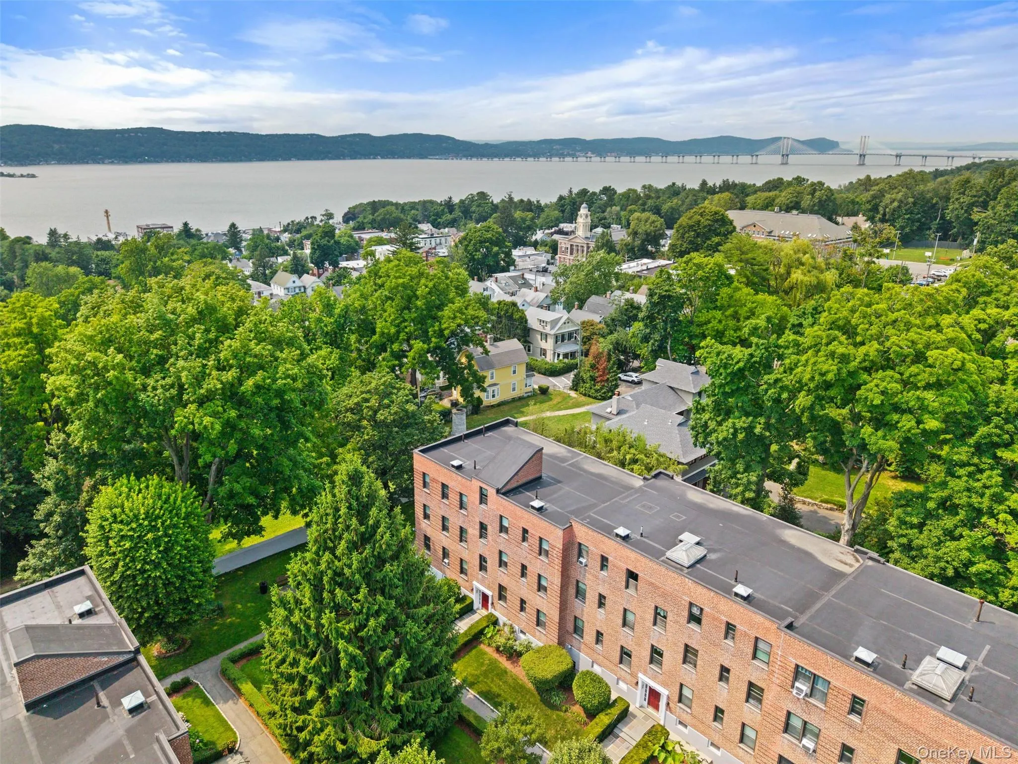 14 Broadway, Greenburgh, NY, 2 Bedrooms Bedrooms, 5 Rooms Rooms,1 BathroomBathrooms,Residential,For Rent,Broadway,0,1025479 14 Broadway, Greenburgh, NY, 2 Bedrooms Bedrooms, 5 Rooms Rooms,1 BathroomBathrooms,Residential,For Rent,Broadway,0,1025479