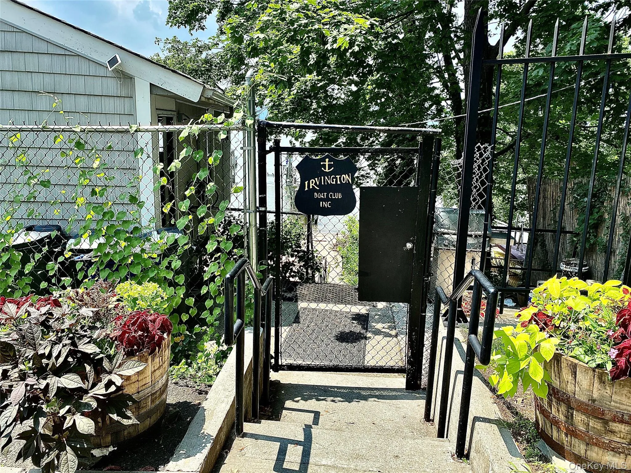 Join the Irvington Boat & Beach Club. Join the Irvington Boat & Beach Club.