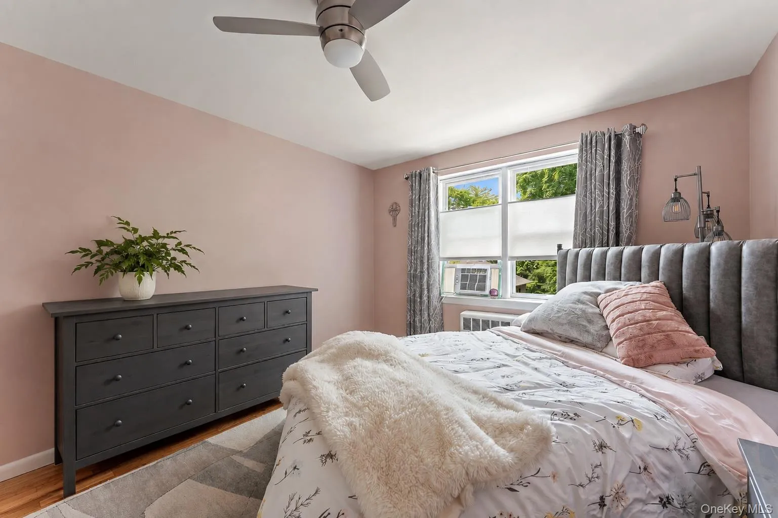 2nd bedroom 2nd bedroom