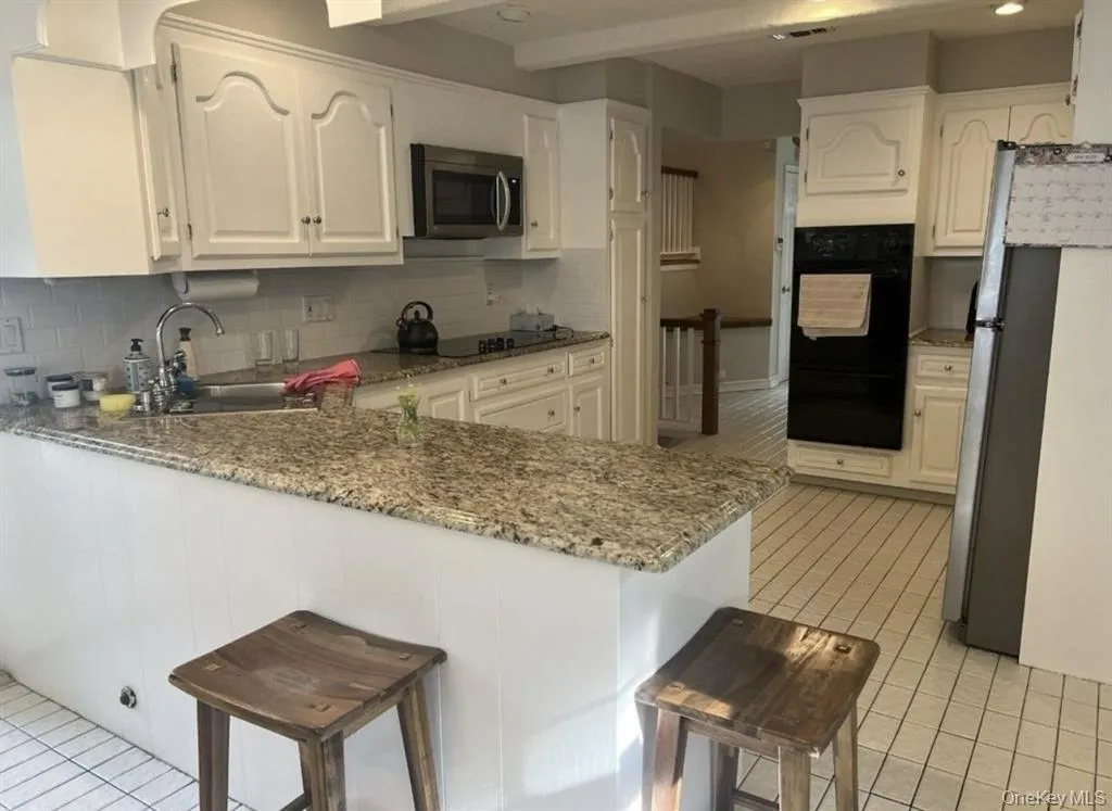 30 Michael Road, Oyster Bay, NY, 3 Bedrooms Bedrooms, 10 Rooms Rooms,3 BathroomsBathrooms,Residential Lease,For Rent,Michael,0,1025480 30 Michael Road, Oyster Bay, NY, 3 Bedrooms Bedrooms, 10 Rooms Rooms,3 BathroomsBathrooms,Residential Lease,For Rent,Michael,0,1025480