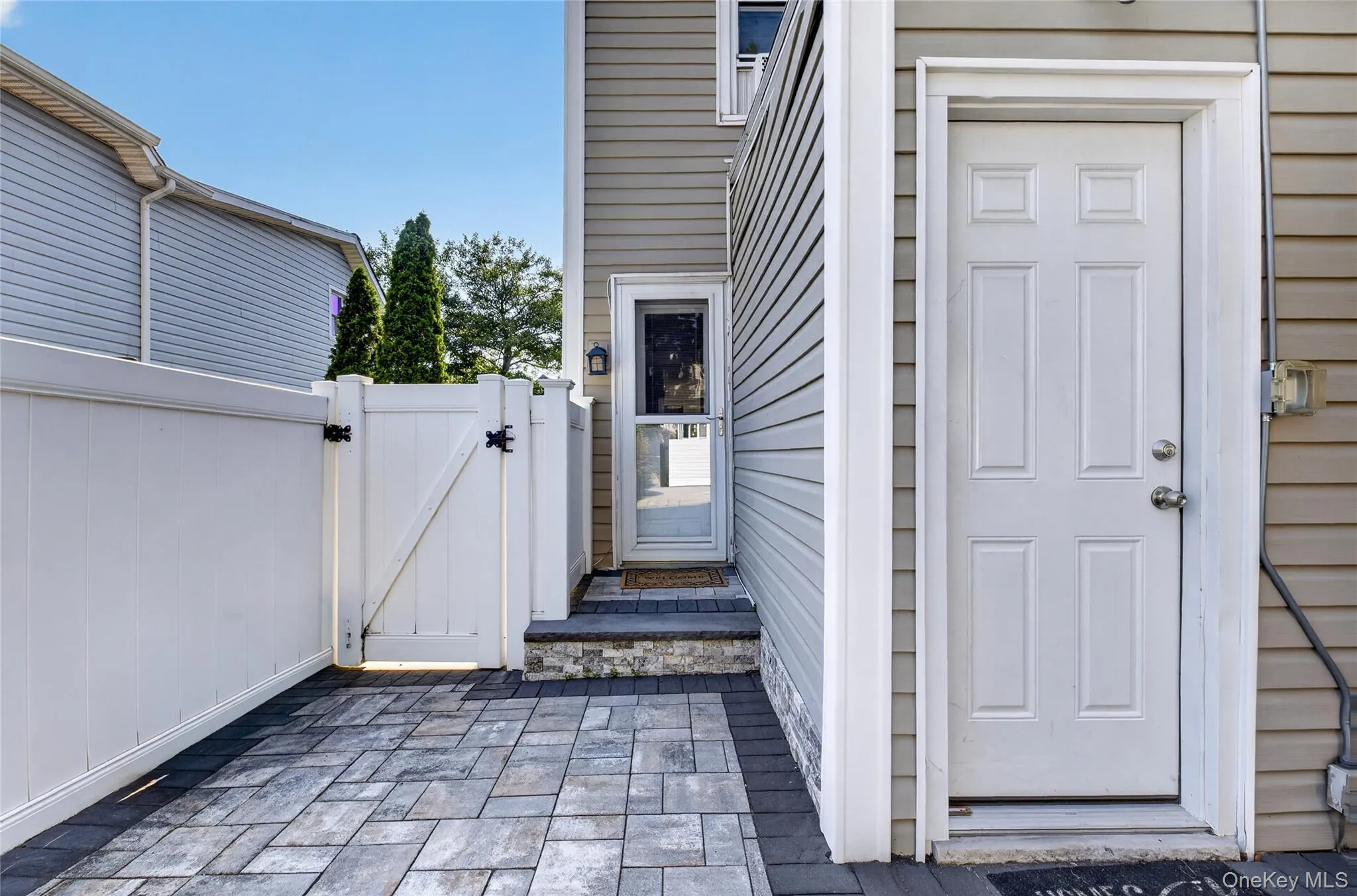 41 Catherine Avenue, Hempstead, NY, 3 Bedrooms Bedrooms, 8 Rooms Rooms,2 BathroomsBathrooms,Residential,For Rent,Catherine,0,1025482 41 Catherine Avenue, Hempstead, NY, 3 Bedrooms Bedrooms, 8 Rooms Rooms,2 BathroomsBathrooms,Residential,For Rent,Catherine,0,1025482